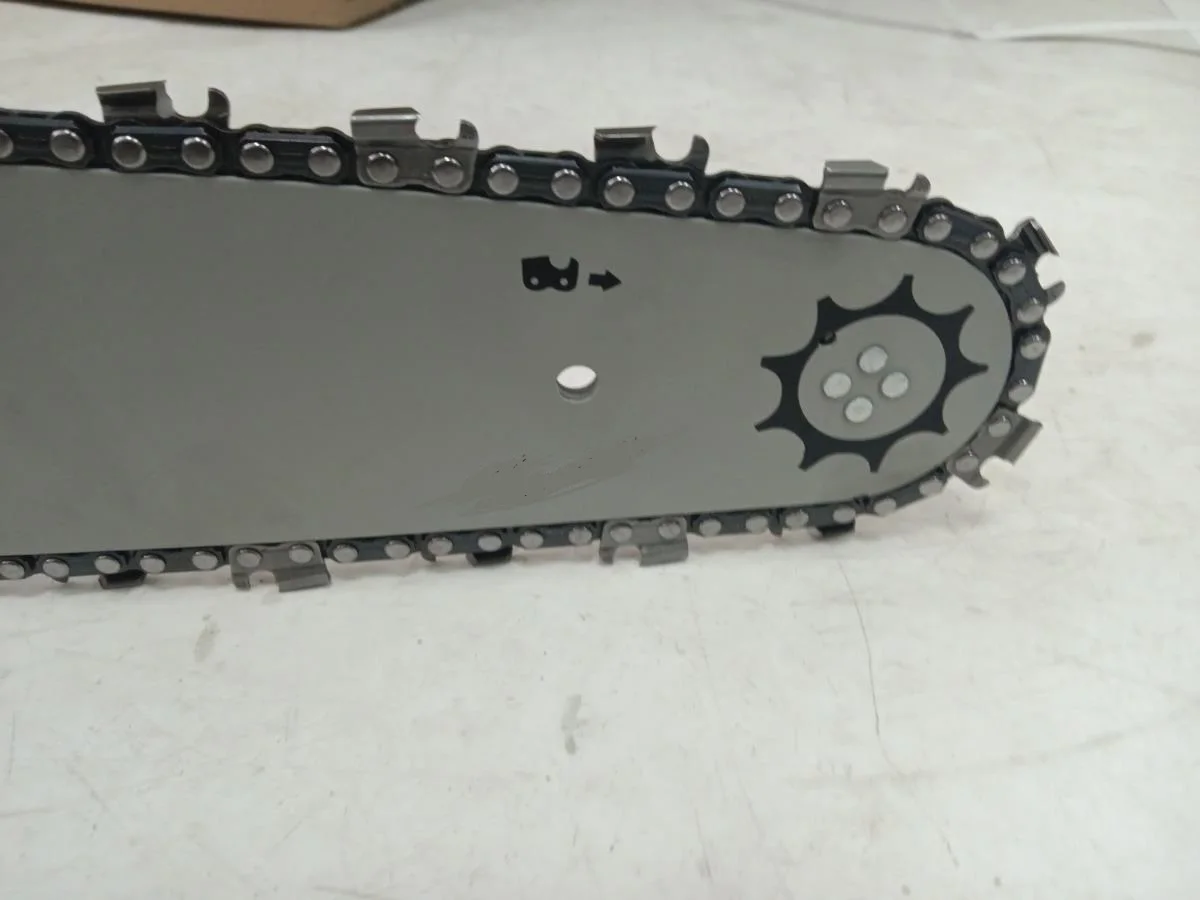 UM  chainsaw with 22inch bar and chain