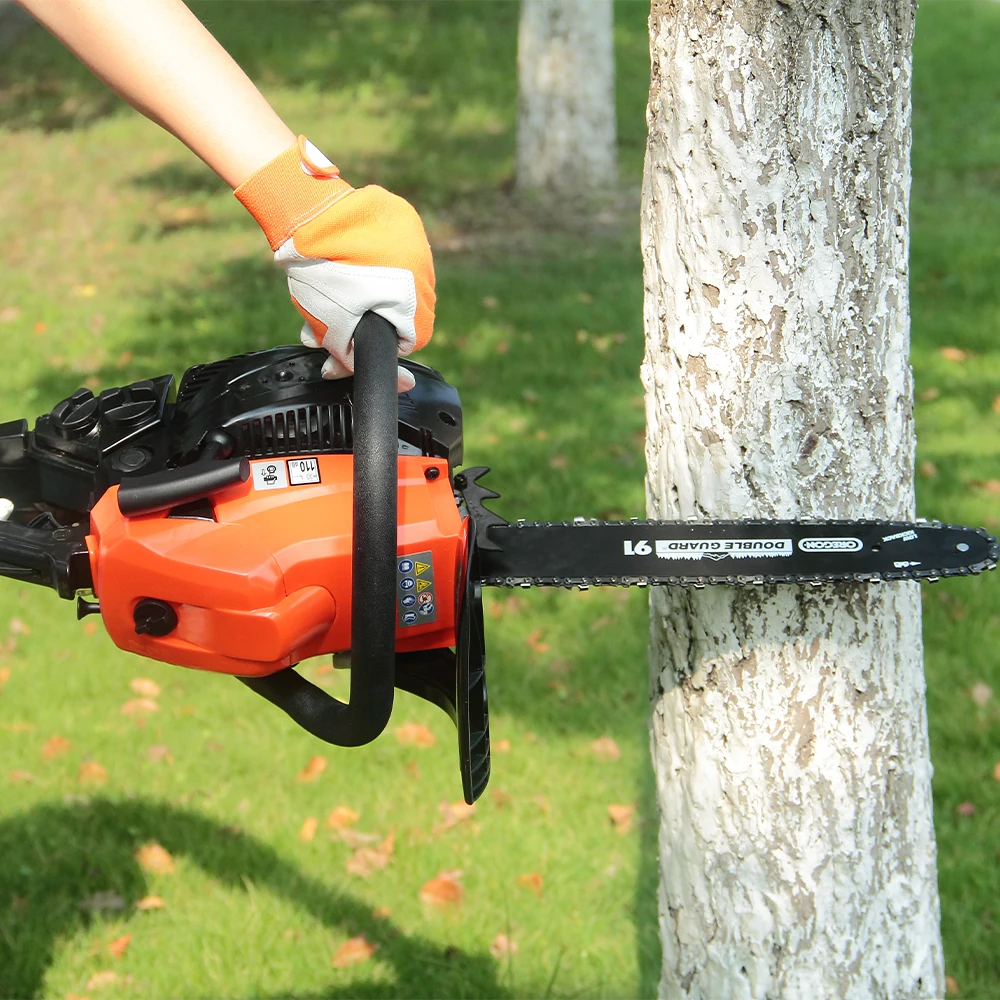 Strong gas powered chainsaw with 20 inch bar tree cutting machine for garden