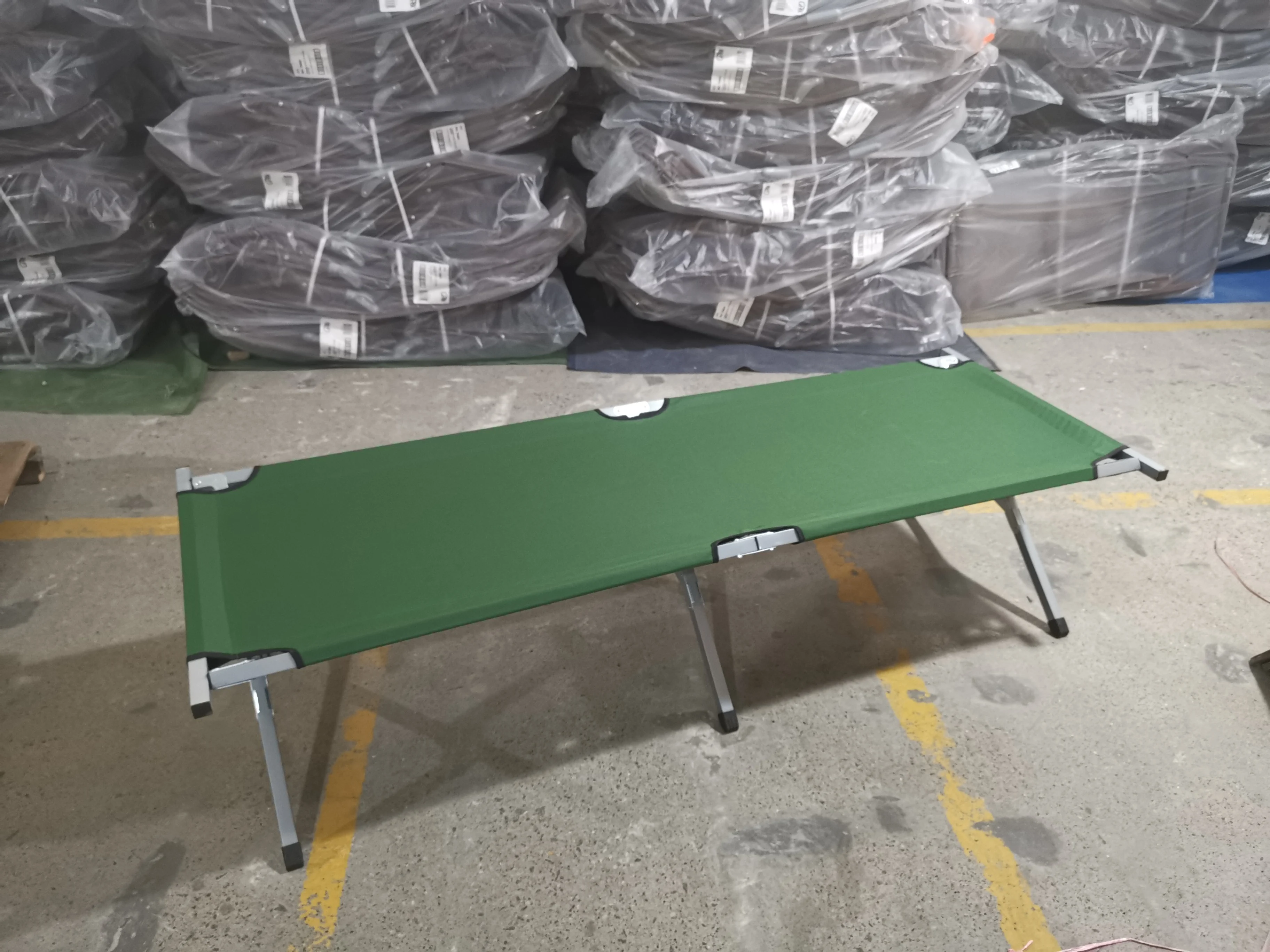 Aluminum alloy outdoor folding camping bed marching bed tactical outdoor folding lightweight ultra-light ultra-wide folding bed