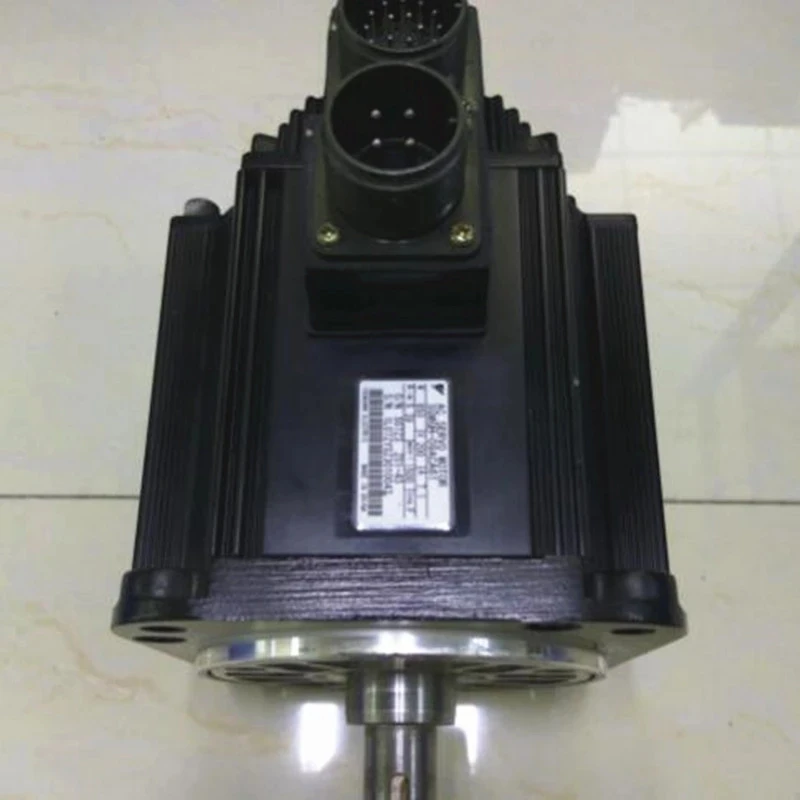 New Yaskawa AC Servo Motor SGMGH-09ACA61 Servo Motor 850W Servo Motor SGMGH 09ACA61