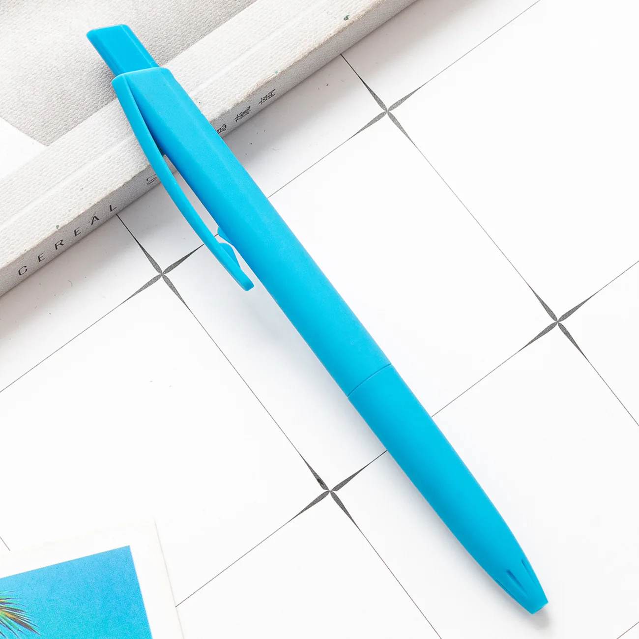 Cheap Plastic Ballpoint Pen Promotional Stick Pen Back to School Pen Manufacturer Wholesale Simple