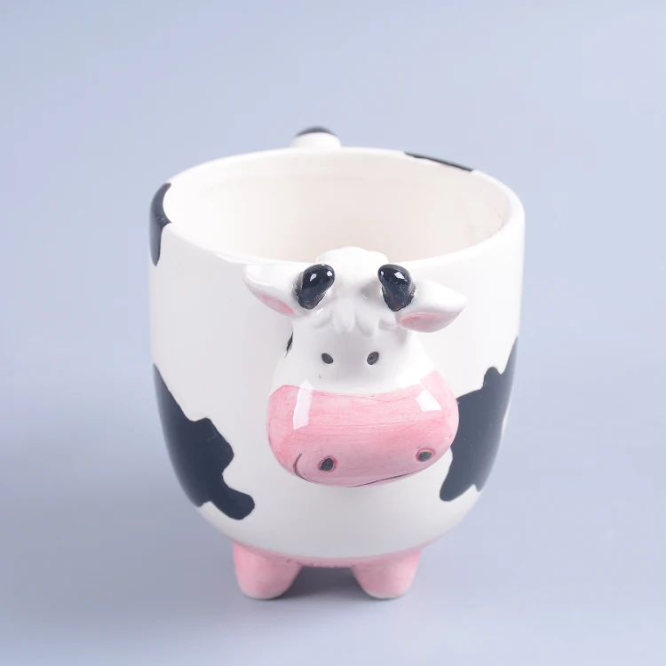 High Quality 500ml Cow Ceramic Mug Lovely Wholesale Eco-Friendly Drinkware Thermal Insulation Customizable Tea Giveaways