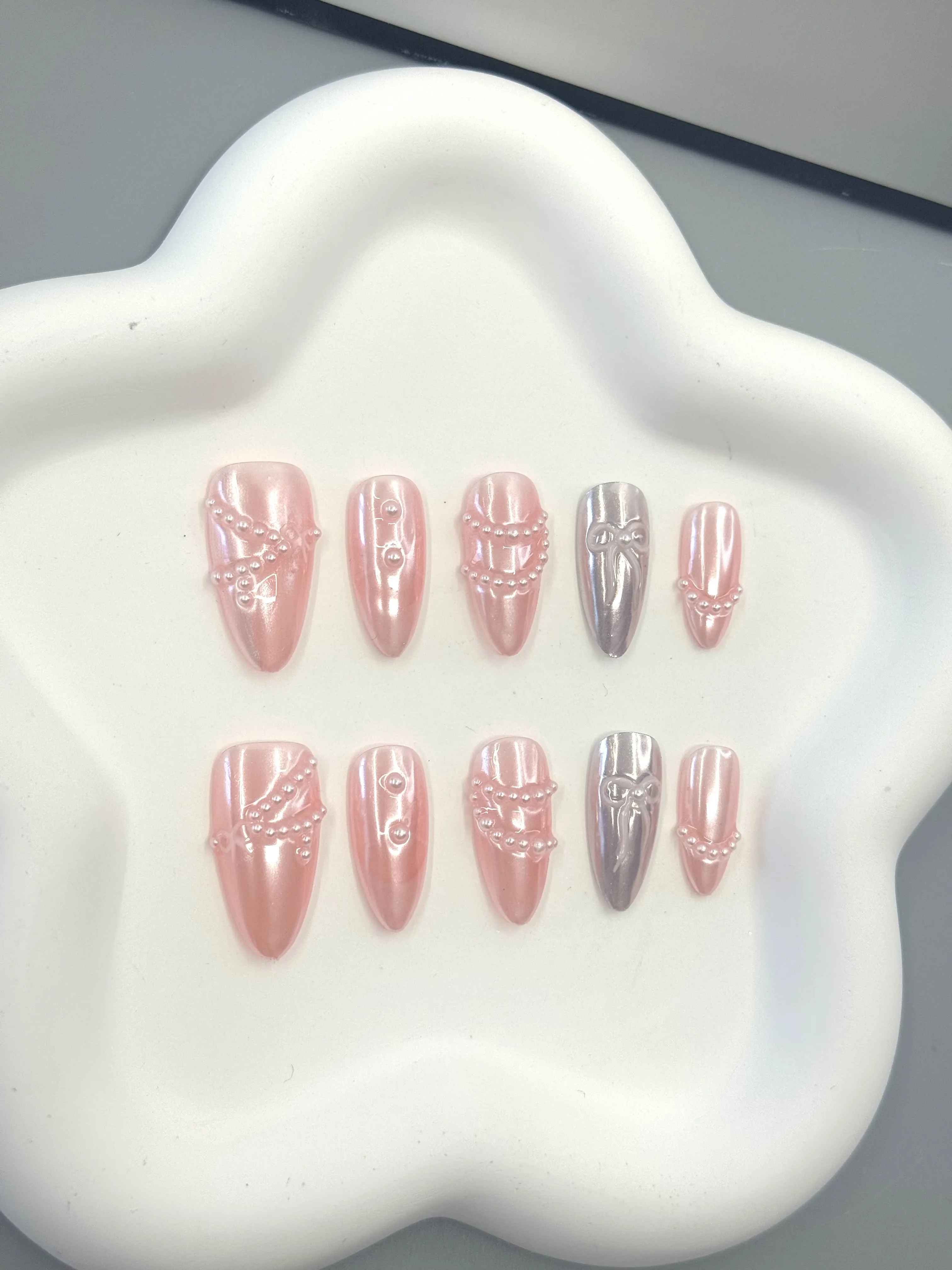 Handmade Press-On Nail Art Design 3D Golden Line Performance Acrylic False Nails