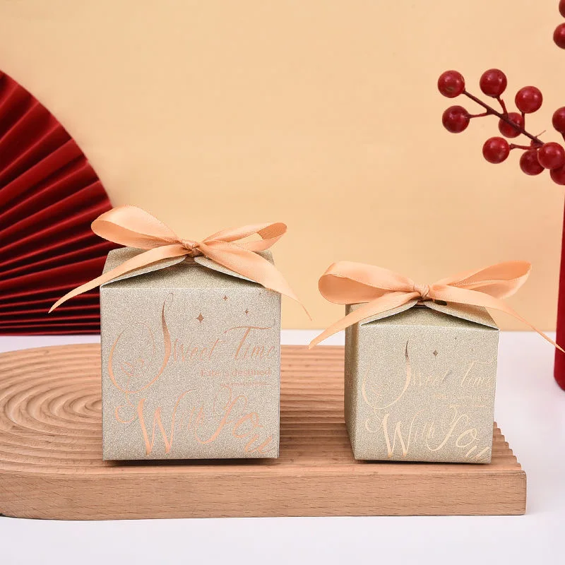 Custom Logo Gold Foil Wedding Candy Box Square Shape Chocolate Favors with Ribbon for Guests Made from Paper