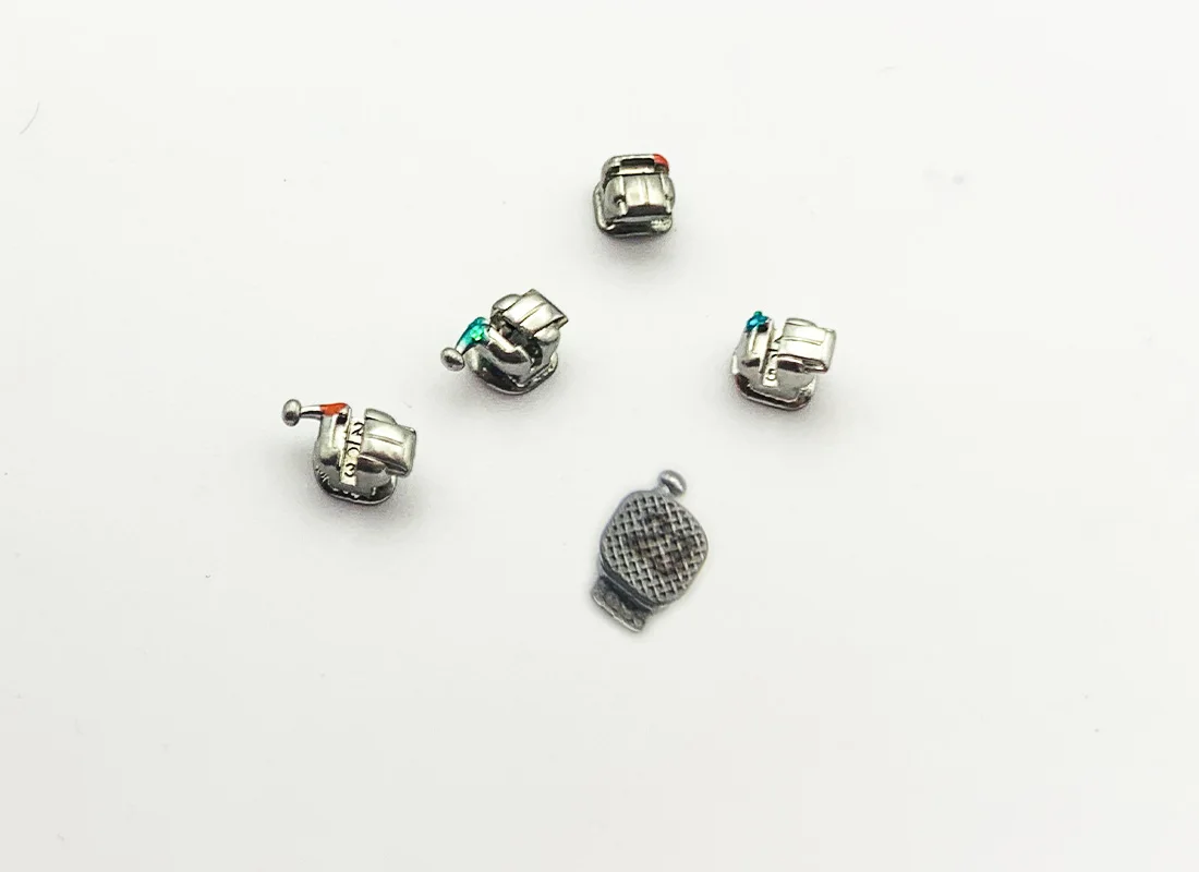 Dental Orthodontic Passive Self Ligating Brackets with Teeth Straighten