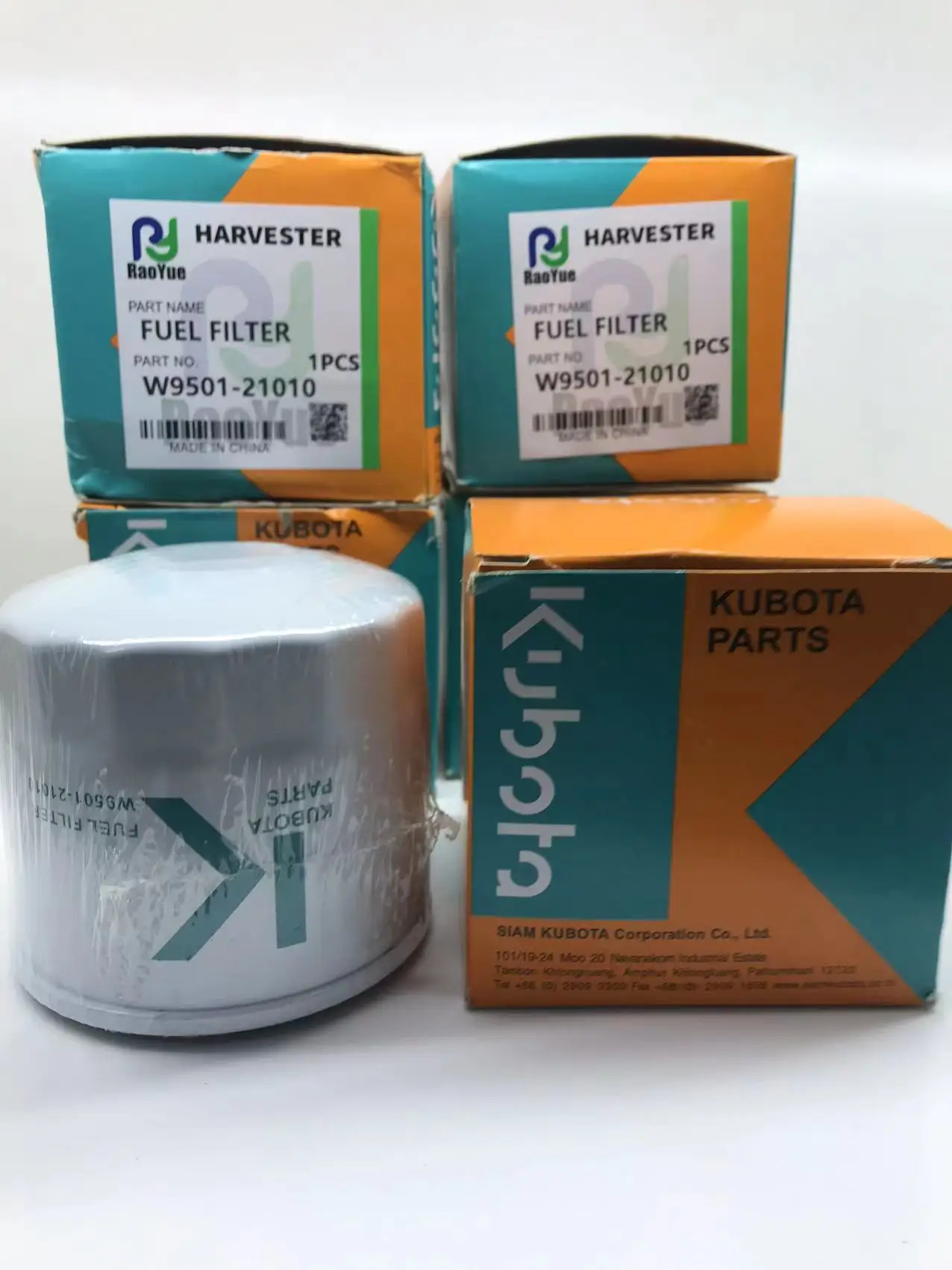 TRACTOR spare parts fuel filter diesel filter W9501-21010/15221-43170 For KUBOTA TRACTOR