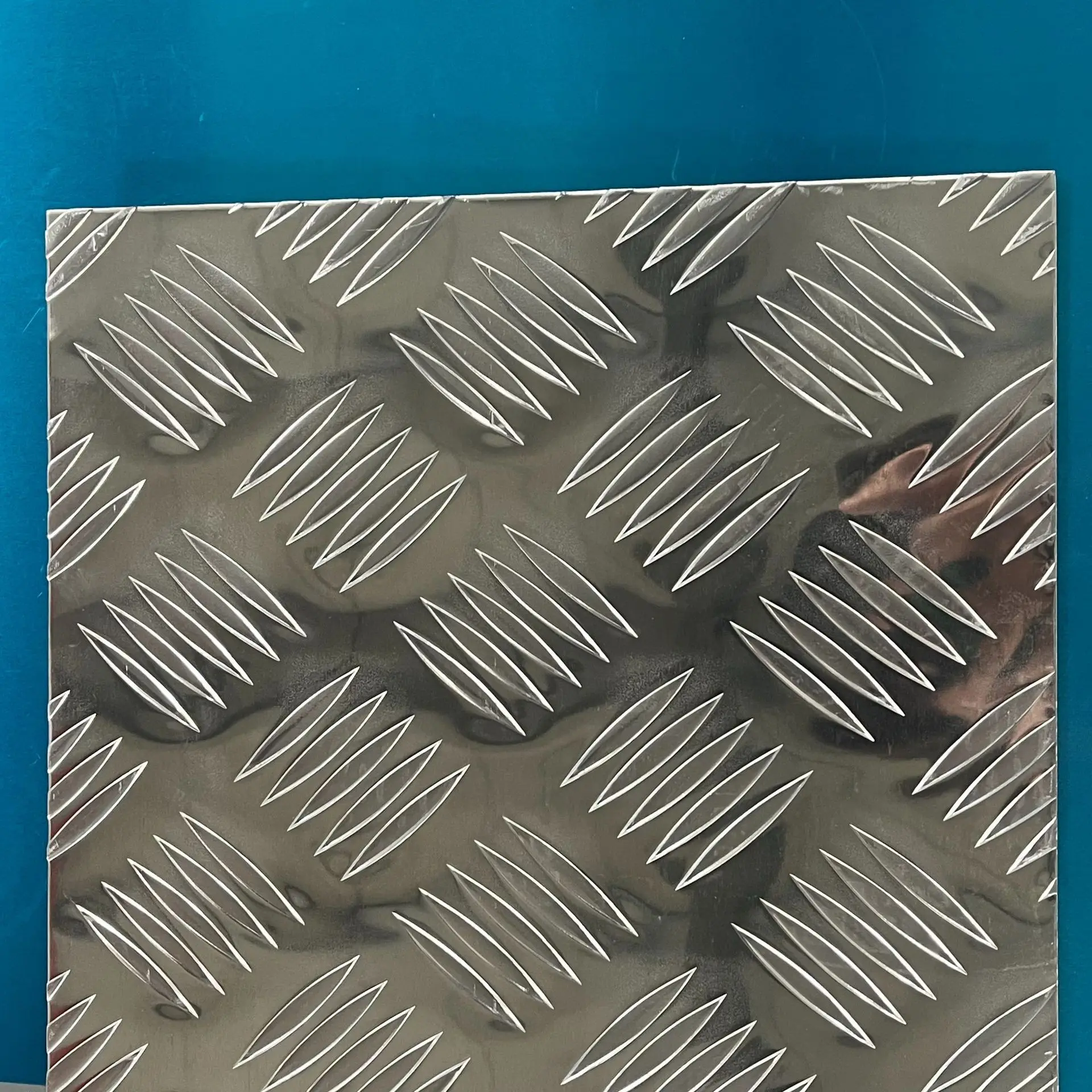 1060 3003 5054 6060 Pure Aluminum 99.5% Plate Oxidized or Embossed Aluminium Sheet for Industry