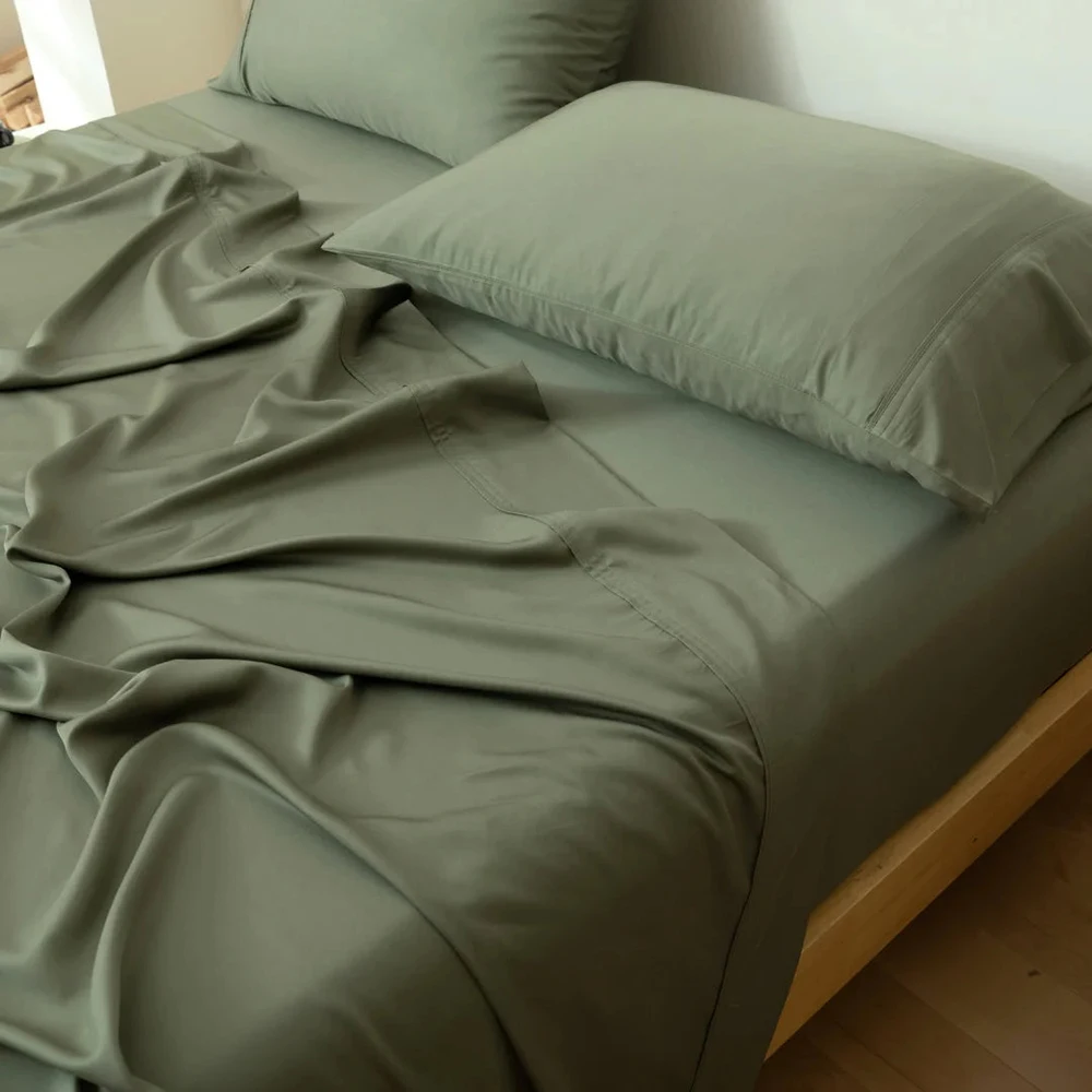 Soft Cooling Bamboo fabric Queen King size custom Natural bamboo bedding set with Pillowcase for hotel eco-friendly