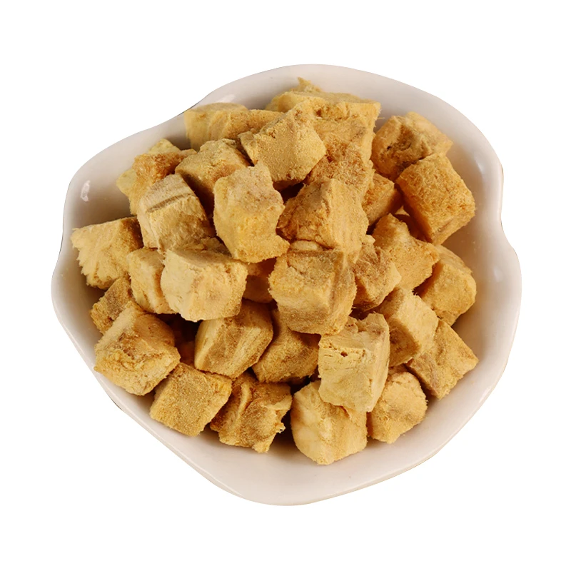 OEM ODM Pet treats and food factory manufacturer Lecithin rich Crunchy FD Salmon Dice dog cat snack
