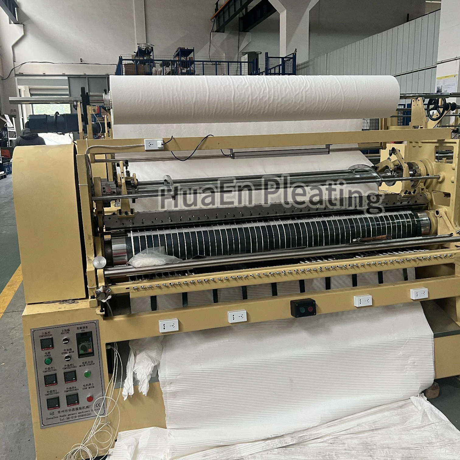 HuaEn Pleating ZJ-416 Tiny vertical Pleating machine for dress skirt pleating machine