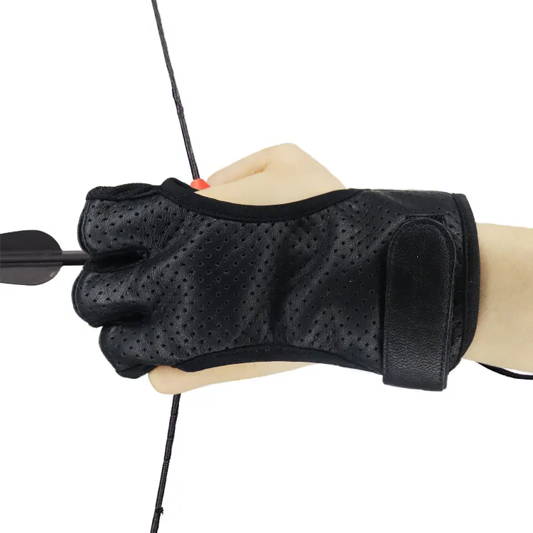 Wholesale Stock 3 Three Finger Outdoor Anti Slip Breathable Thickened Guard Archery Shooting Protective Leather Hand Glove