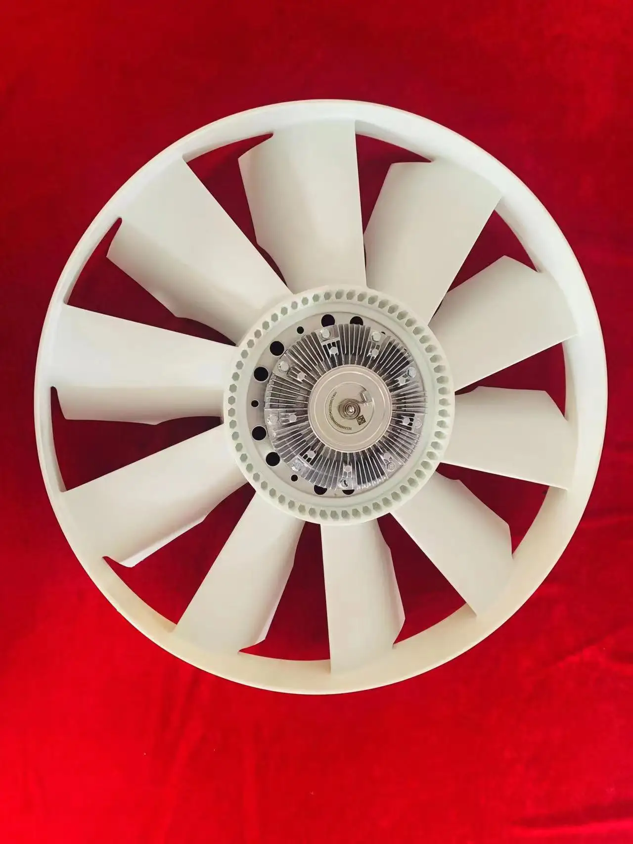 silicon oil clutch fan assembly for foton Auman H410000000146 Electronically controlled