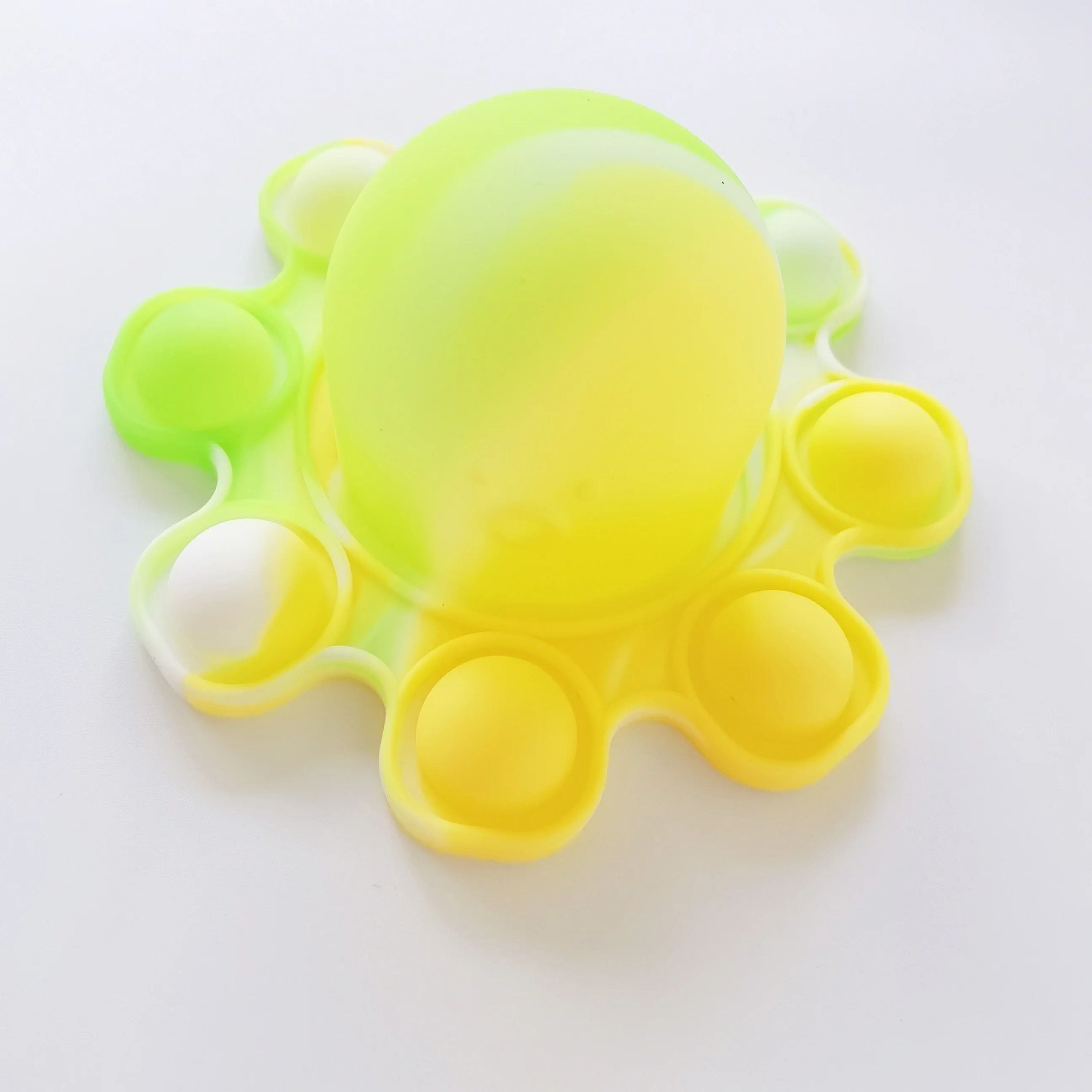 China Factory Wholesale High Quality Free Samples Octopus Fidget Pop Double-sided  Silicone Reversible Octopus keychain