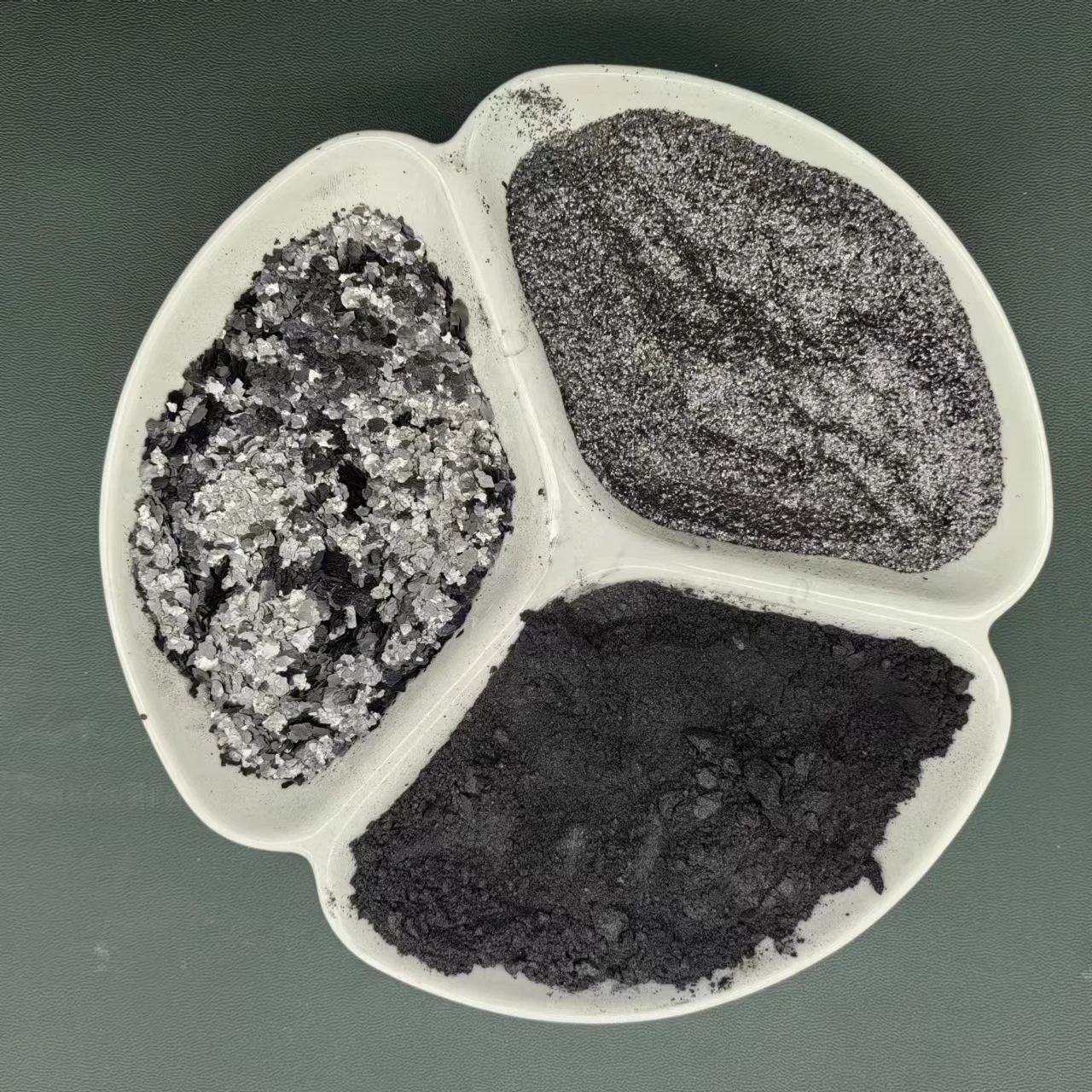 Fire retardant graphite spherical graphite powder lubricant flake for lithium battery