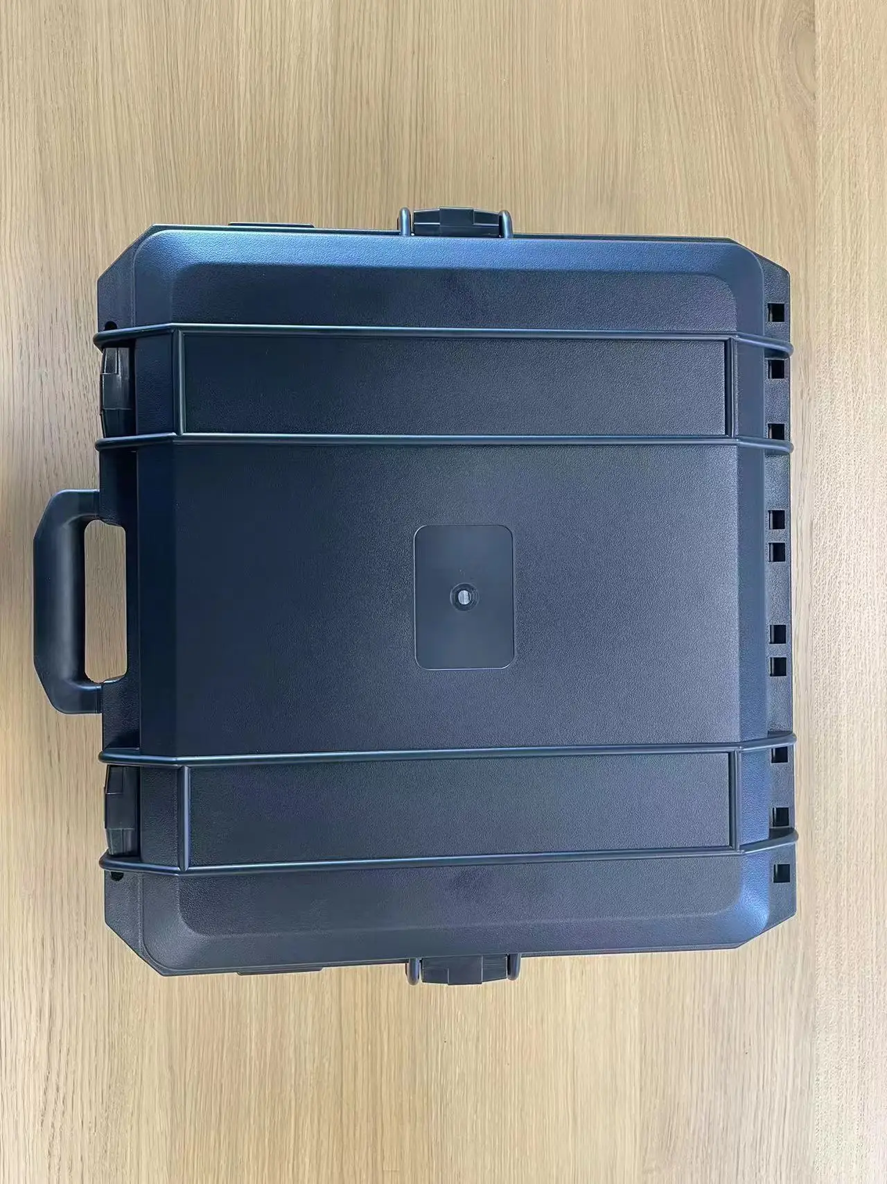 Security & Protection Products With DF Antenna Automatic Sound And Light Alarm Handheld Drone Detector For Anti Drones