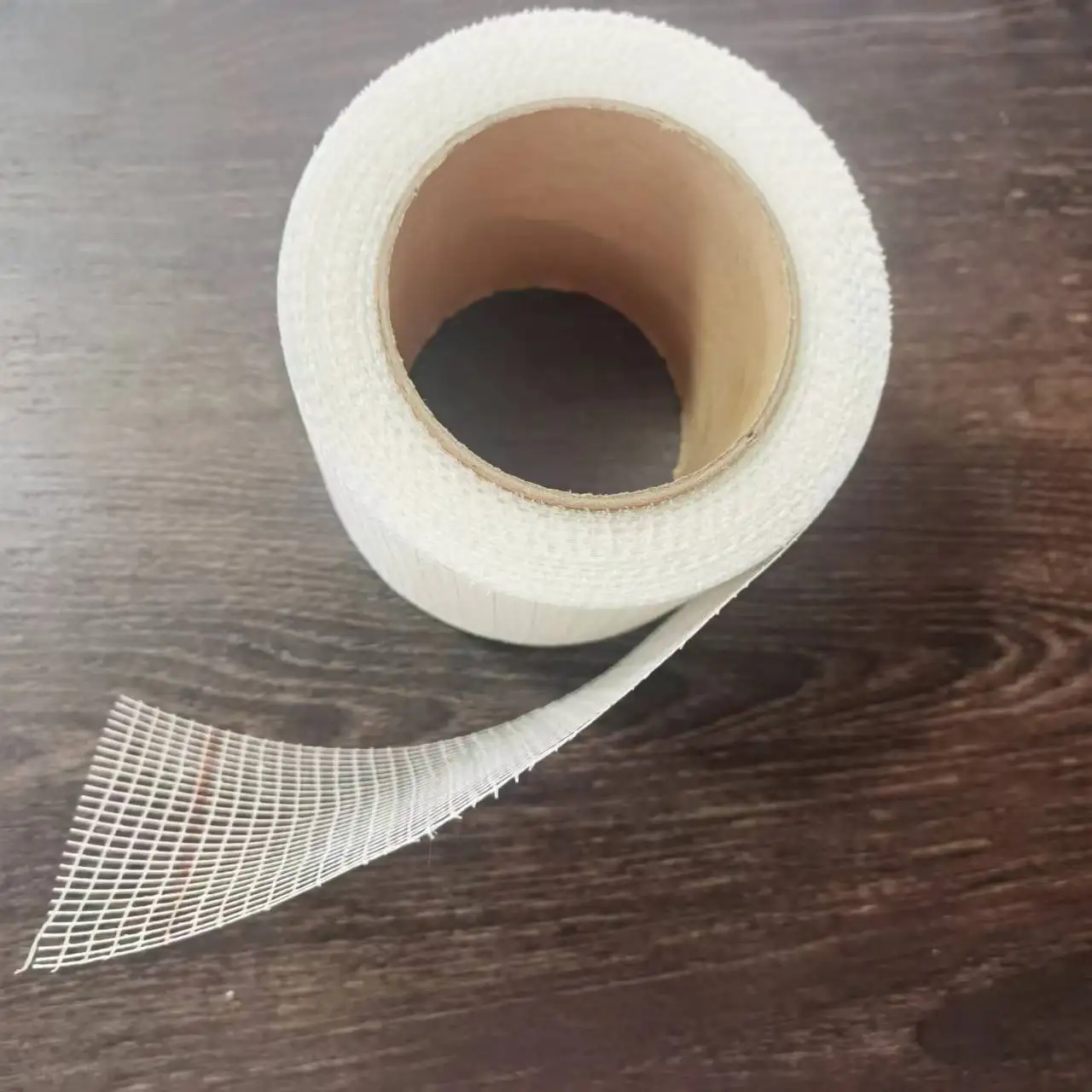 Self-adhesive Fiberglass Mesh Tape Drywall Easy Joint Drywall Tape