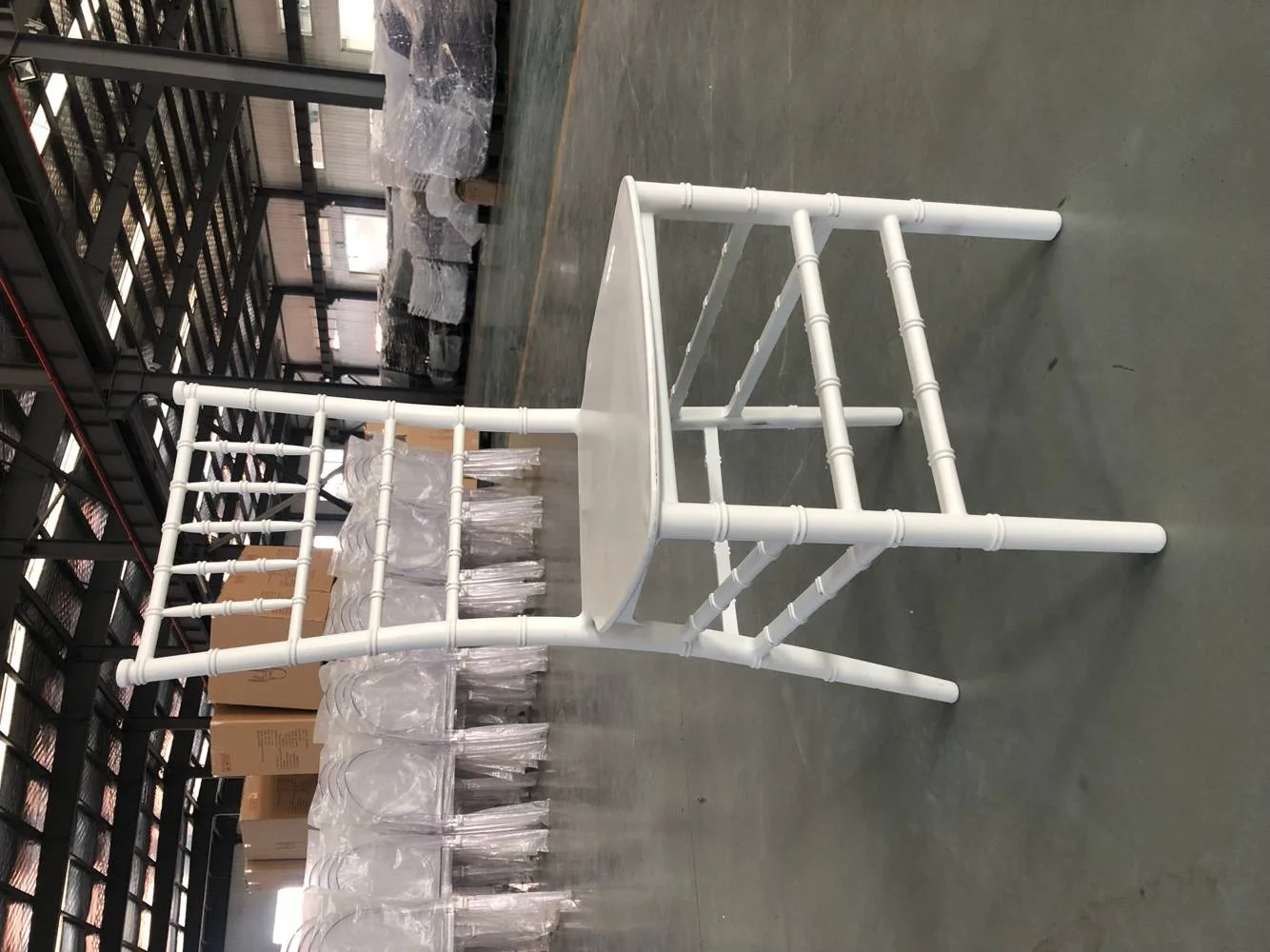 Wholesale Stackable PP Plastic Chairs Wedding rental Party Chairs White For Sale Tiffany Resin Banquet Chiavari Acrylic Chair