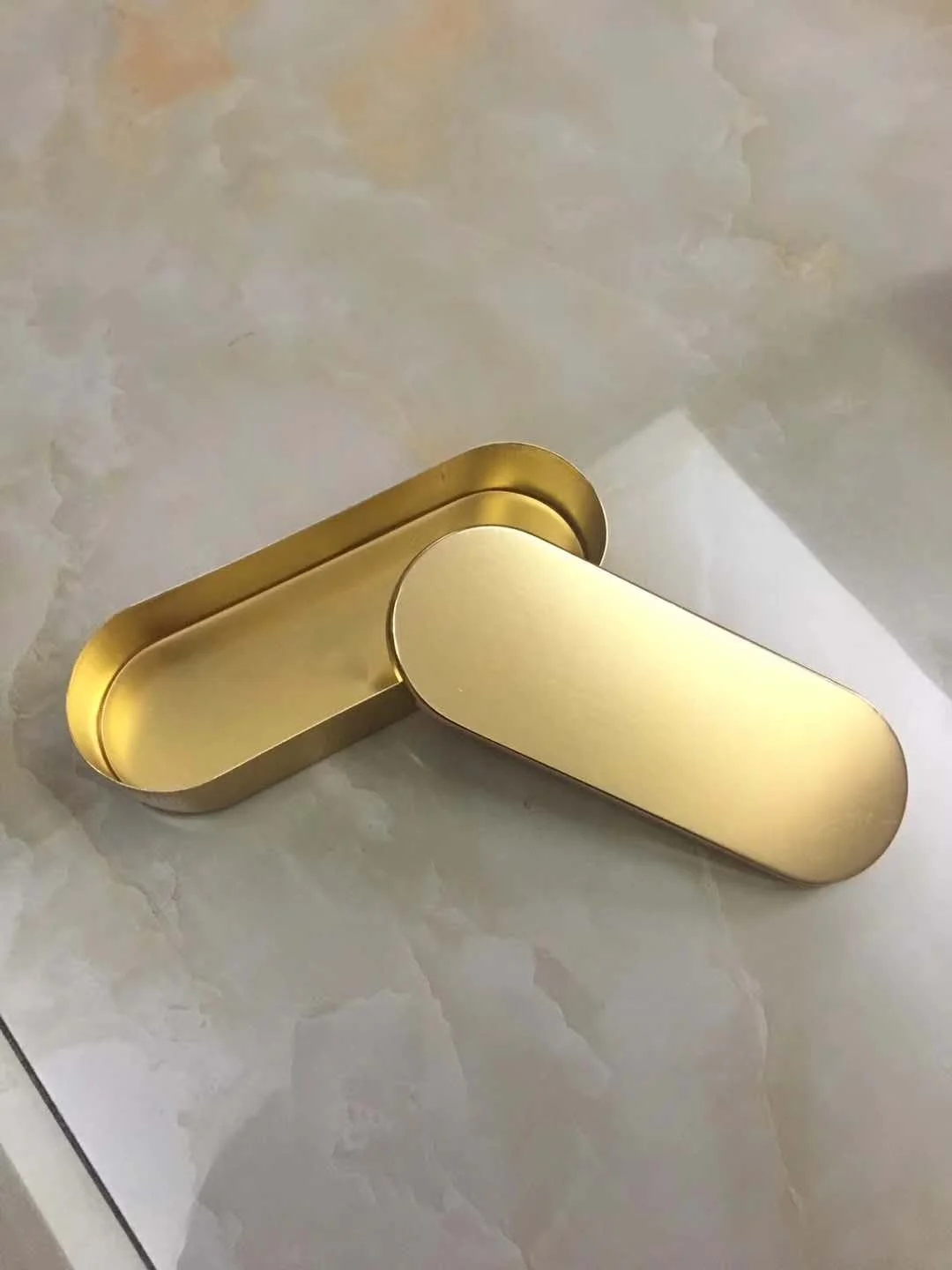 Top Quality Oval Stainless Steel Sterilization Surgical Instrument Box Medical Tray