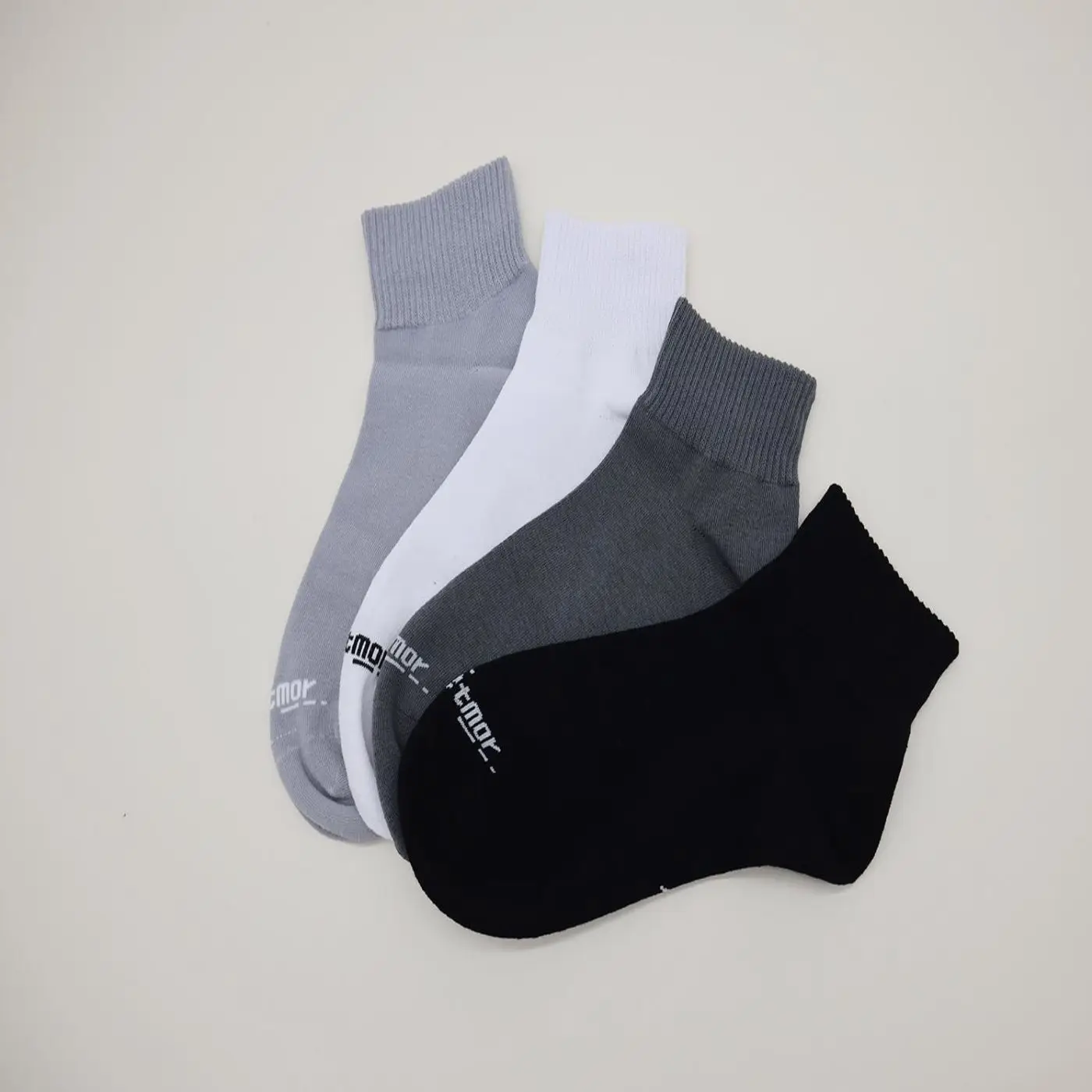Wholesale from china fashionable knitted men 100% cotton black sport sock