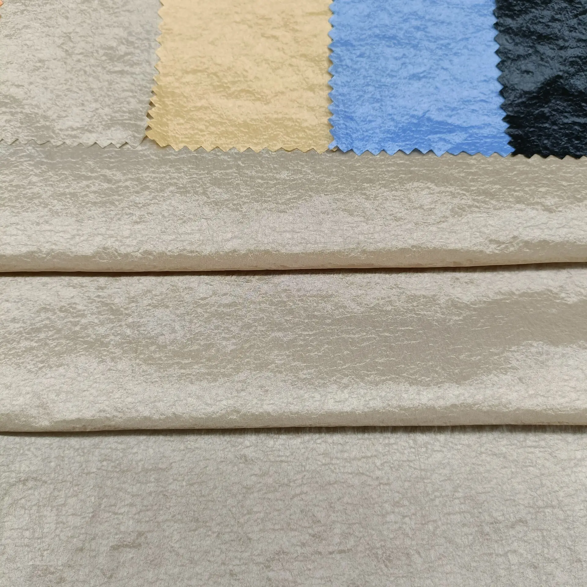 Parachute nylon fabric ripstop nylon fabric waterproof wrinkle fabric for jacket