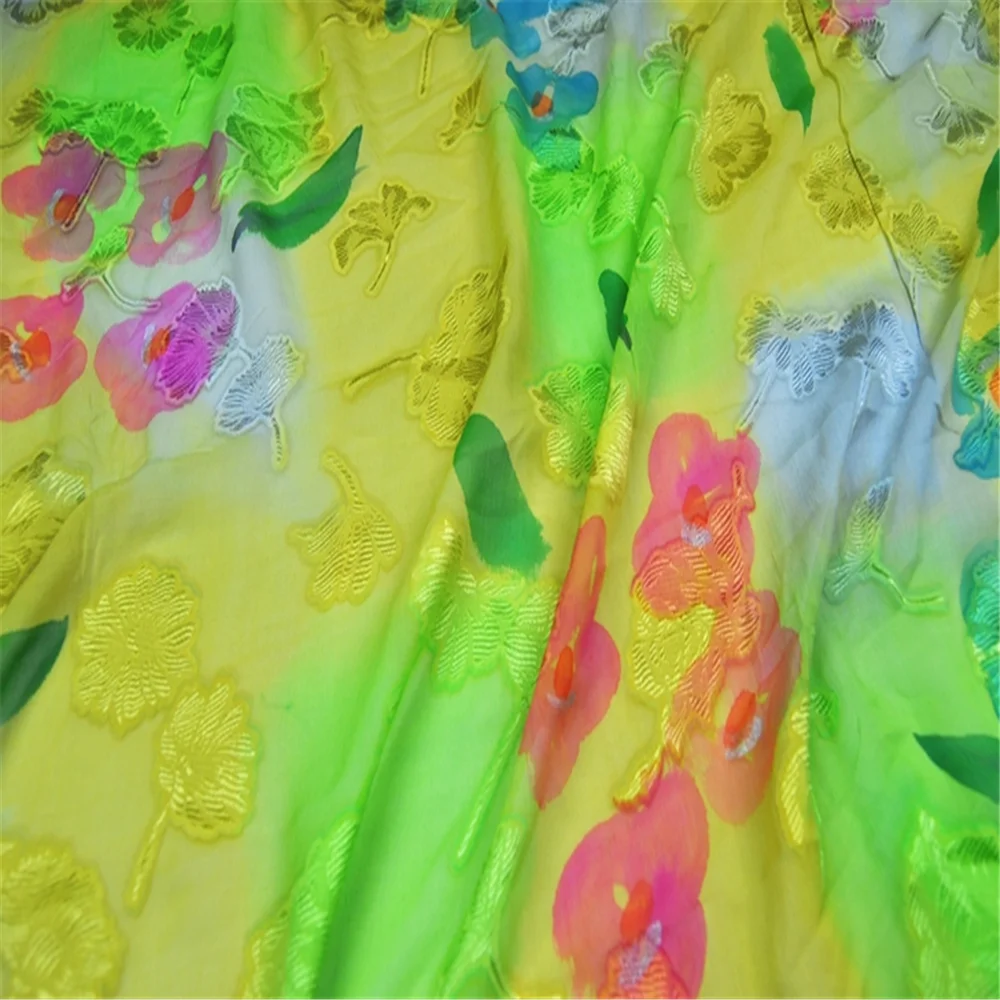 Comfortable Feeling Material Nice Floral Design Cheap Price Ready Goods Silk Jacquard Fabric for Women Dress