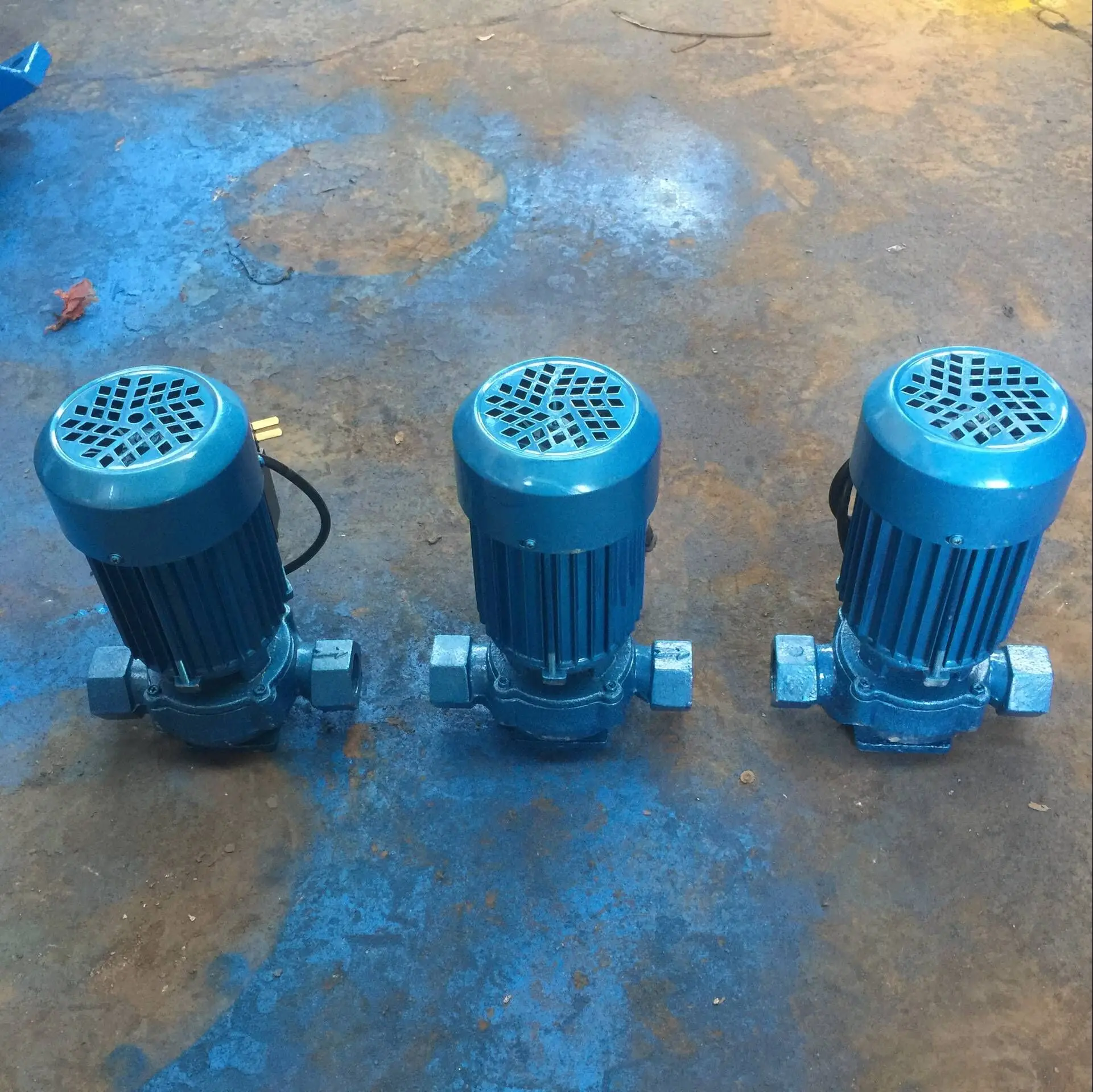 Centrifugal Inline Pump Vertical Pipeline Pump Industrial cold and hot water circulating pump 1/2 hp