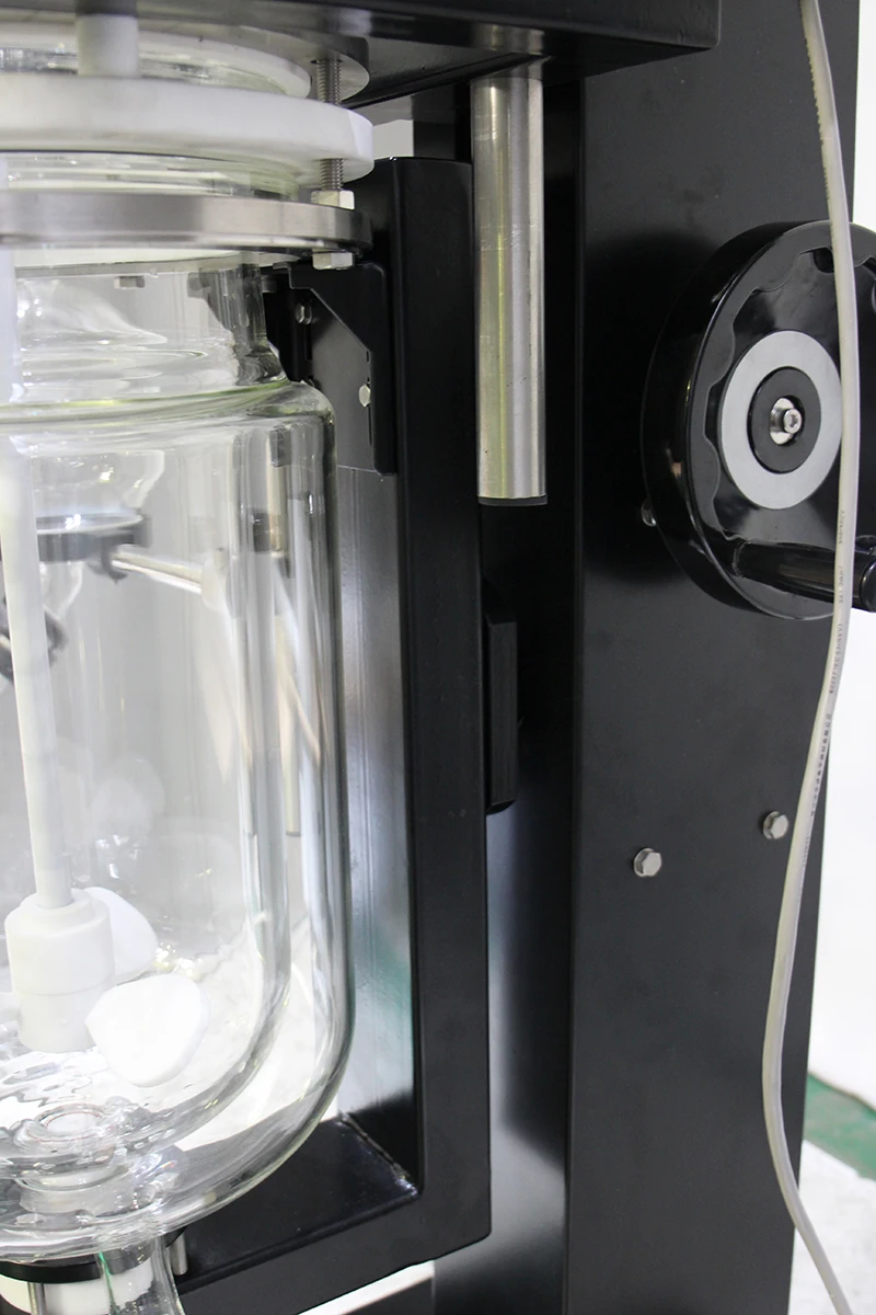 Lab Lifted   chemglass glass jacketed reactor herbal extracts 10L