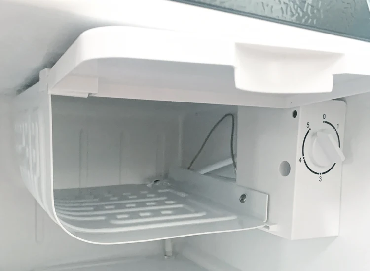 Cosmetic  Yellow  Amazon   Hot  Picnic Usb Portable Mini Fridge Fridge  Dc 12~24v  Portable Yacht Caravan Motor House Rv