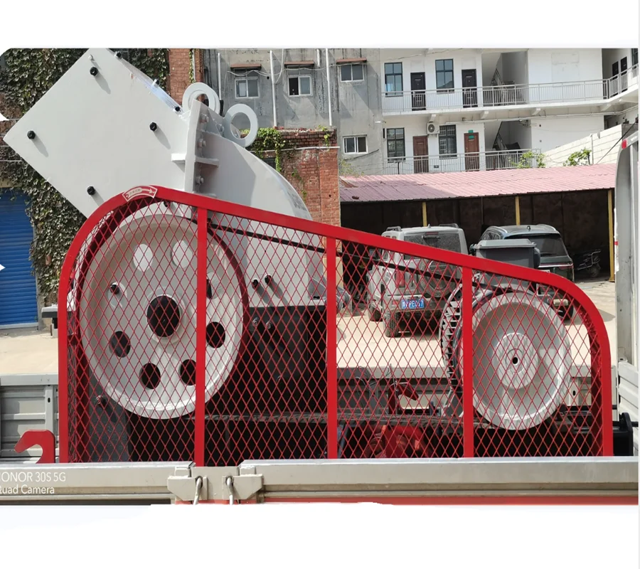 China Factory Direct Sale Stone Hammer Crusher Crushing Limestone/coke 10-15 Tonnes Per Hour Rock Hammer Crusher