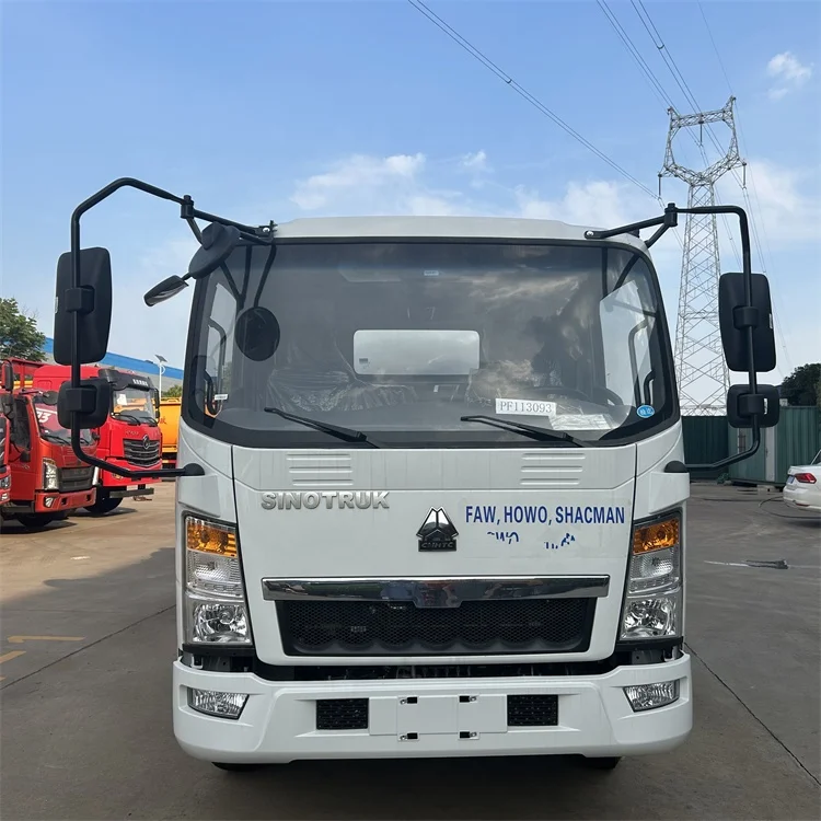 5 tons SINOTRUK HOWO 4*2 sewage suction truck for sale