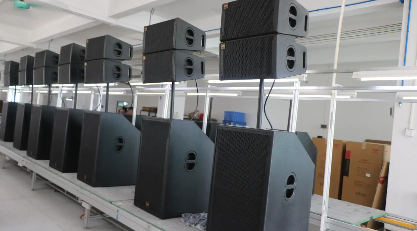 Powered professional line array speaker 12v 1000W Church