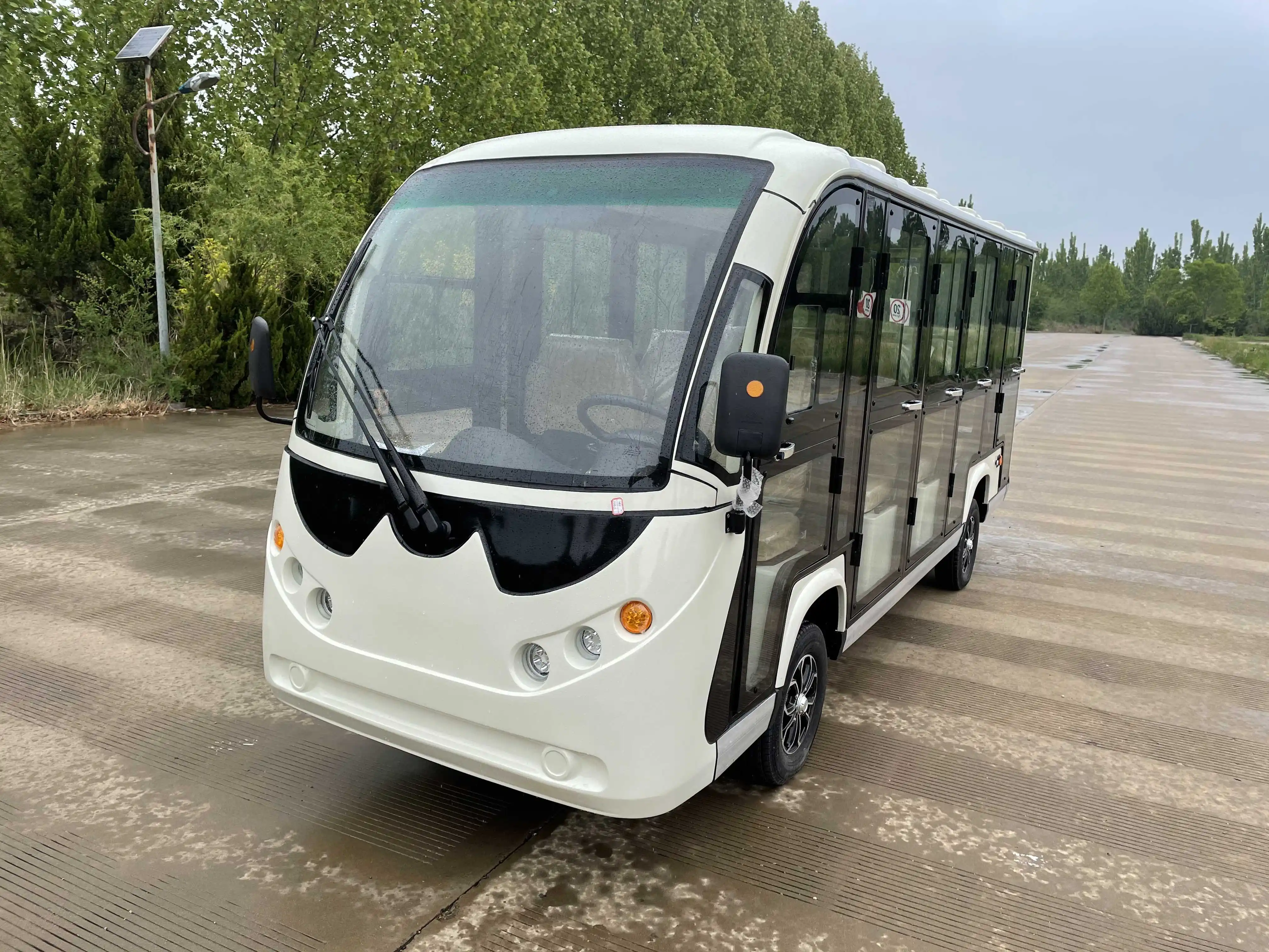 Classic 14-Seater Fully Enclosed Sightseeing Bus & Car Glass Doors Powered Holiday Style Can Be Added Your Collection