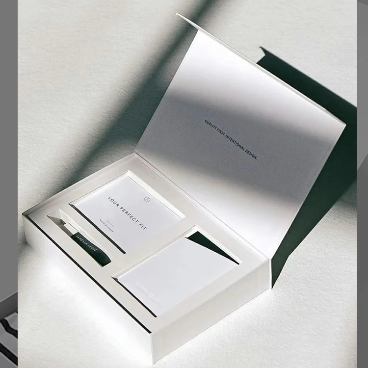 Flat Color Ribbon Decorating Packaging Skin Care Paper With Plastic Tray Small Chocolate Gift Box