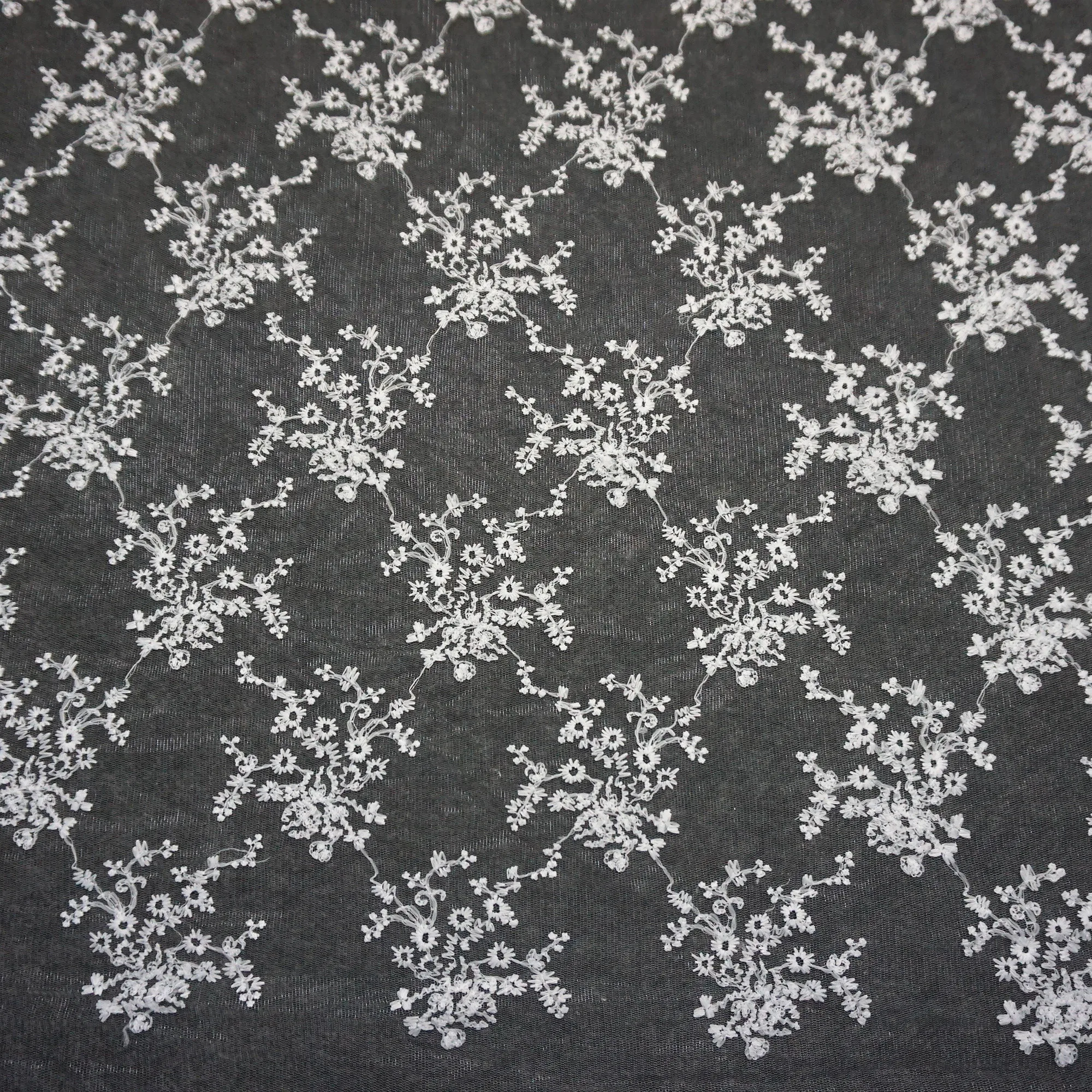 
Белое молочное шелковое свадебное платье хорошего качества, сетчатая кружевная ткань с вышивкой 