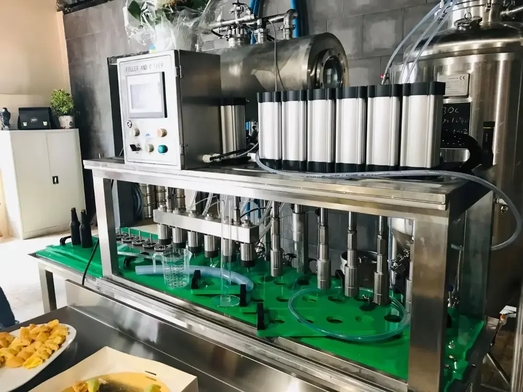 Beer bottle filling machine 4 6 8 10 heads, isobaric filler capping machine for sale
