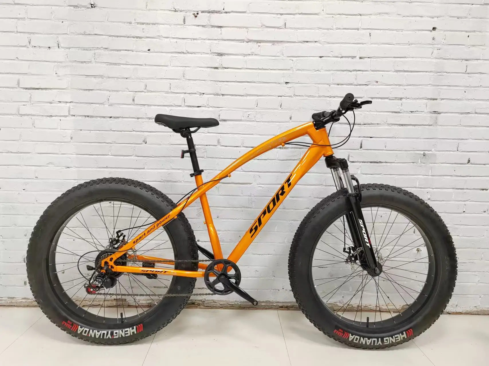 2024 New Style 26-Inch Mountain Bike Stylish Dynamic 7-Speed  Adults Cycling