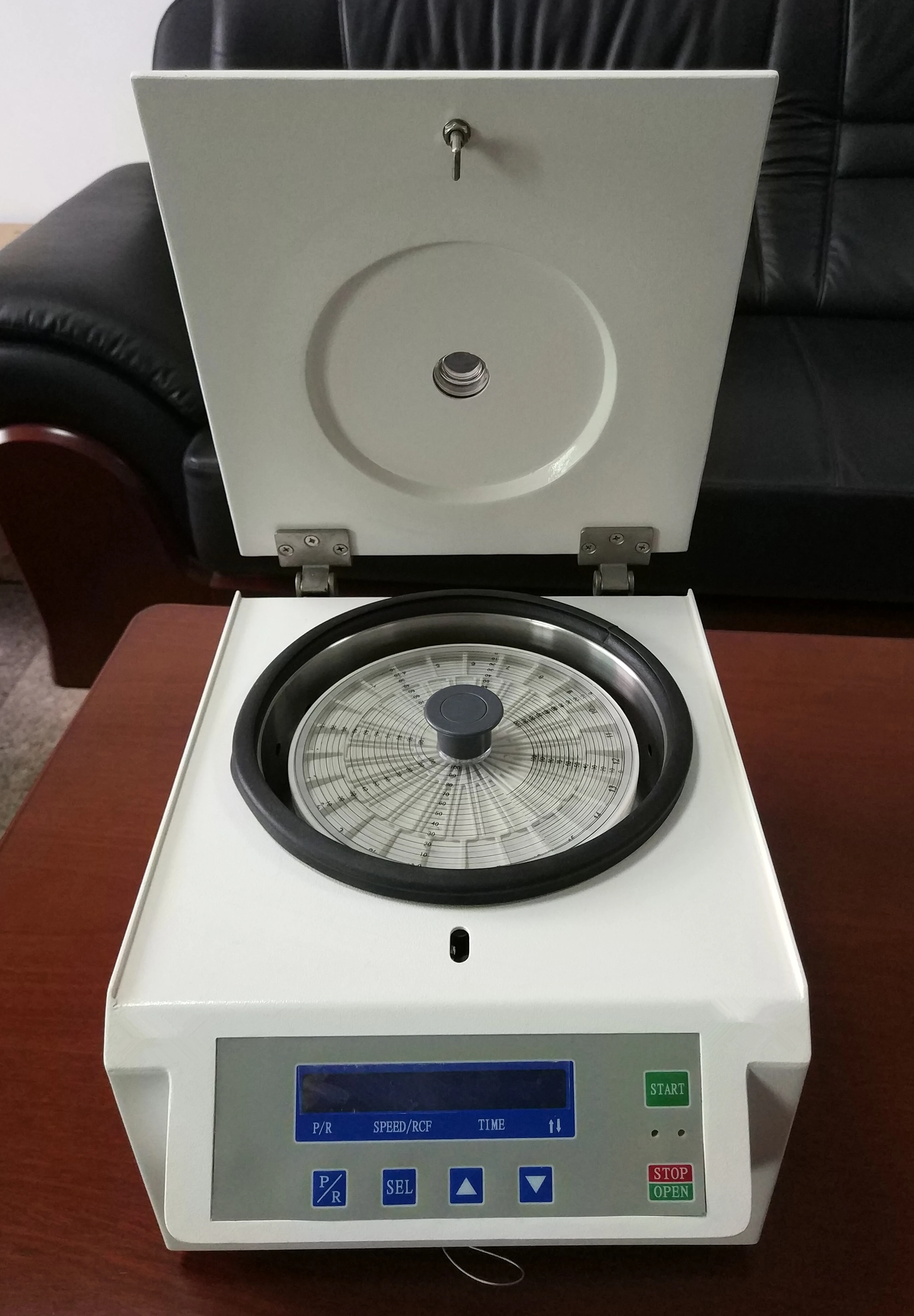Factory Supply hematocrit centrifuge tgm12 with 24 tubes 75mm micro capillary tube 12000rpm hematocrit centrifuge