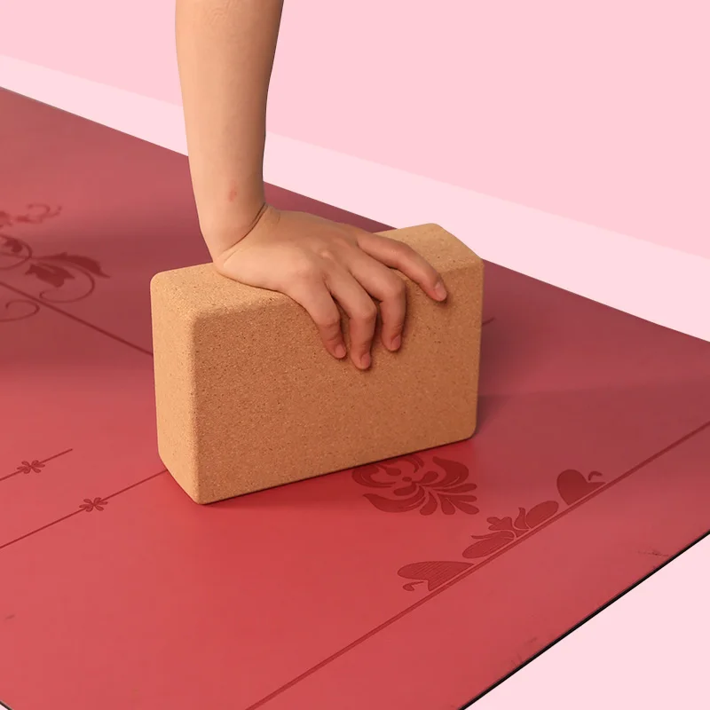 LOW MOQ Multifunctional Organic Wood Color High Density Yoga Bricks High Quality Eco-friendly Recycled Cork Yoga Block With Logo