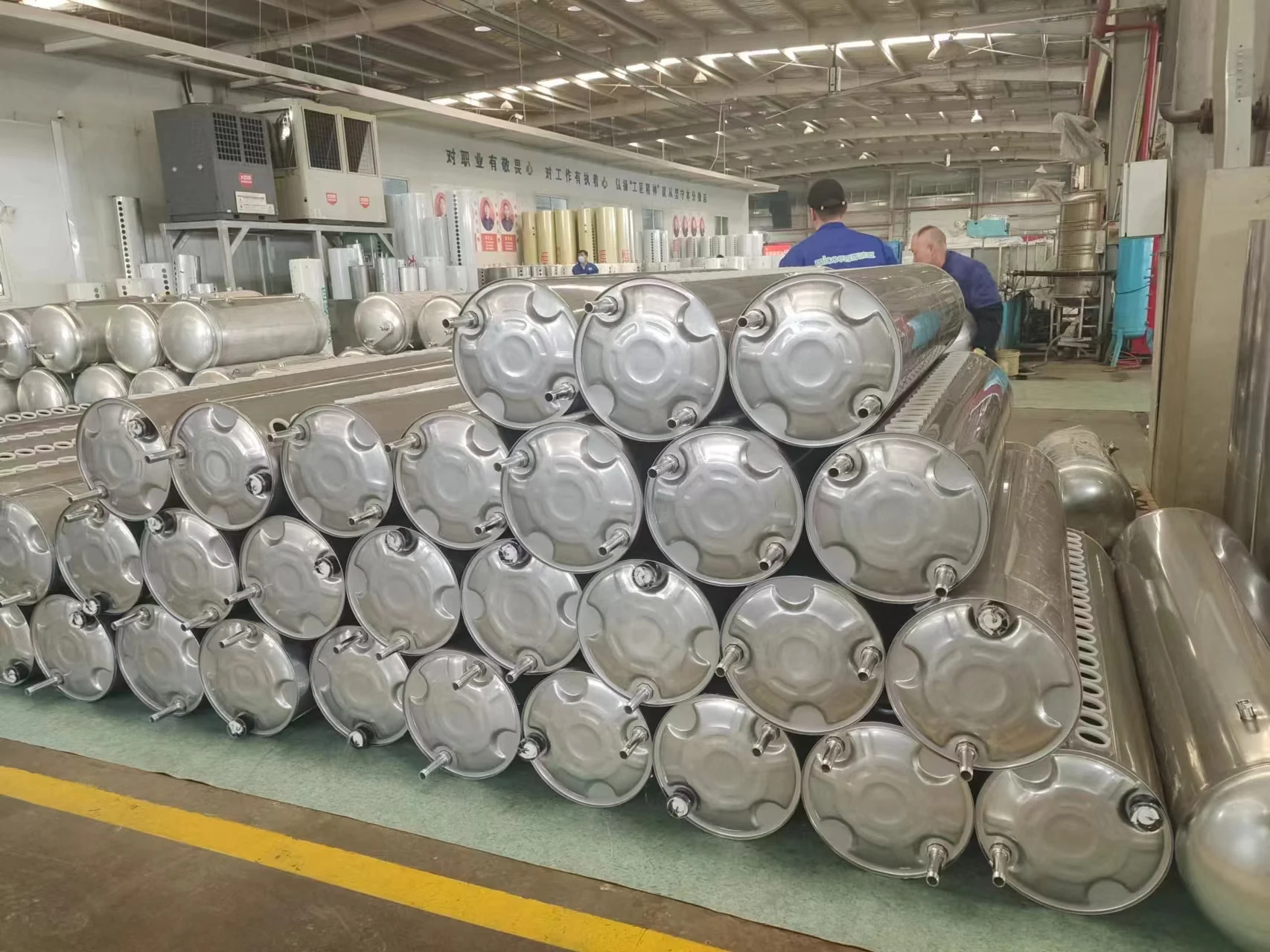 Sunrain 100L Stainless Steel Compact Low Pressure Solar Water Heater Mexico Calentadores de Agua Solar Calentador Solar Gravedad