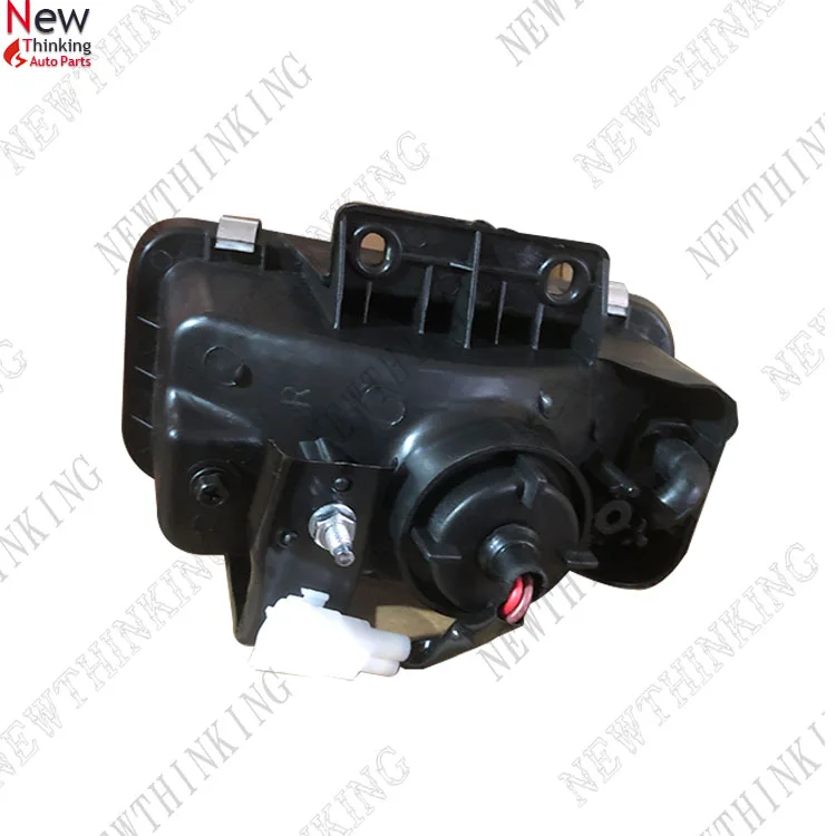 Wholesale old style fog light halogen bulb bumper fog light for Isuzu 700p NPR2009 NQR2012