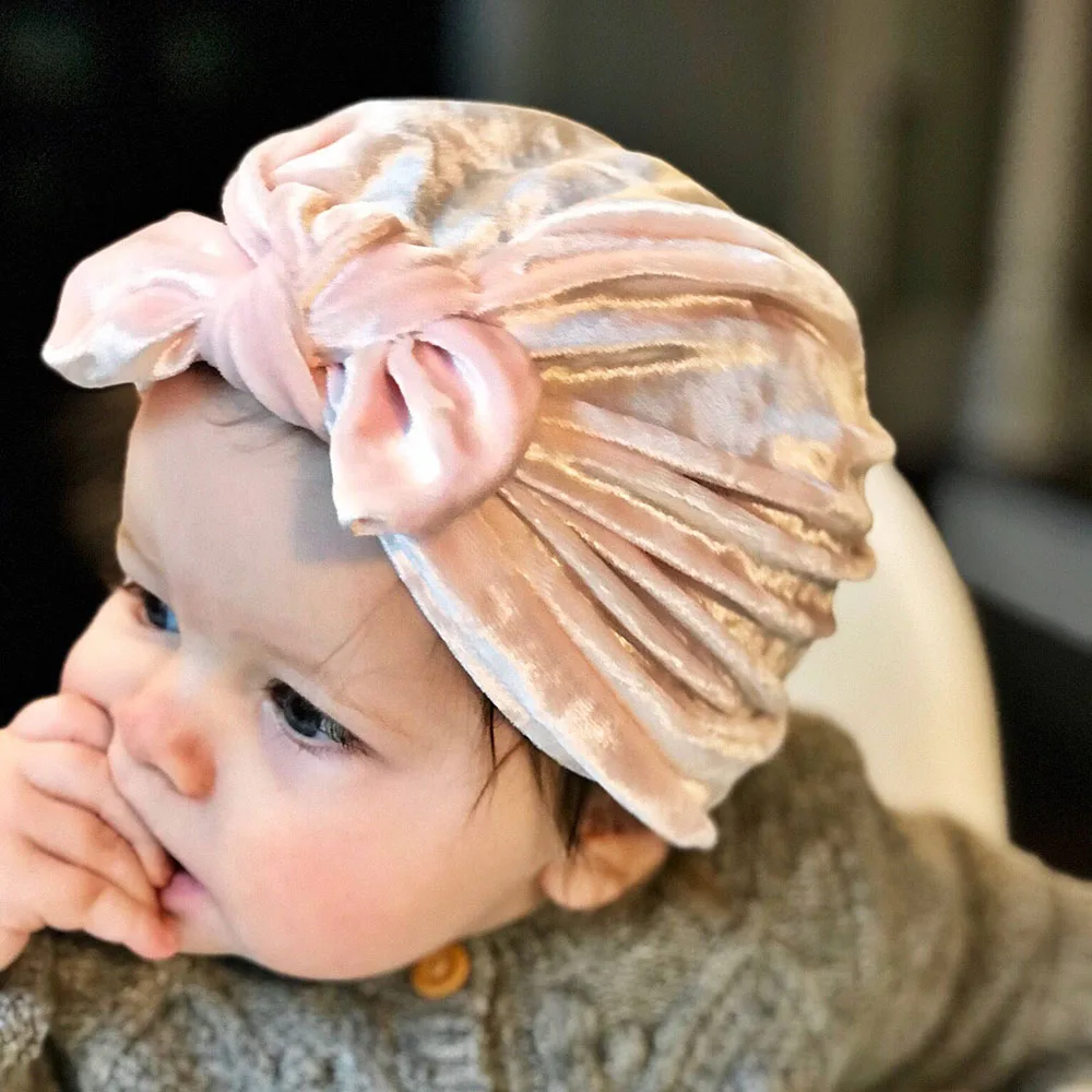
Autumn And Winter New Style Baby Bonnet Bow Knot Rabbit Ear Hats Gold Velvet Indian Turban Toddler Headwear Beanies 2021 