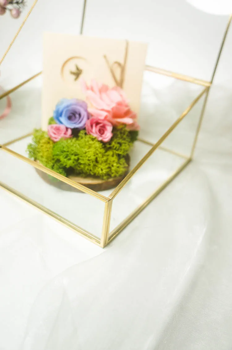 Golden Vintage Glass Lidded Boxs Rectangular And Brass Gold Mirror Tray Trinket Packaging Jewellery Organiser Glass Box