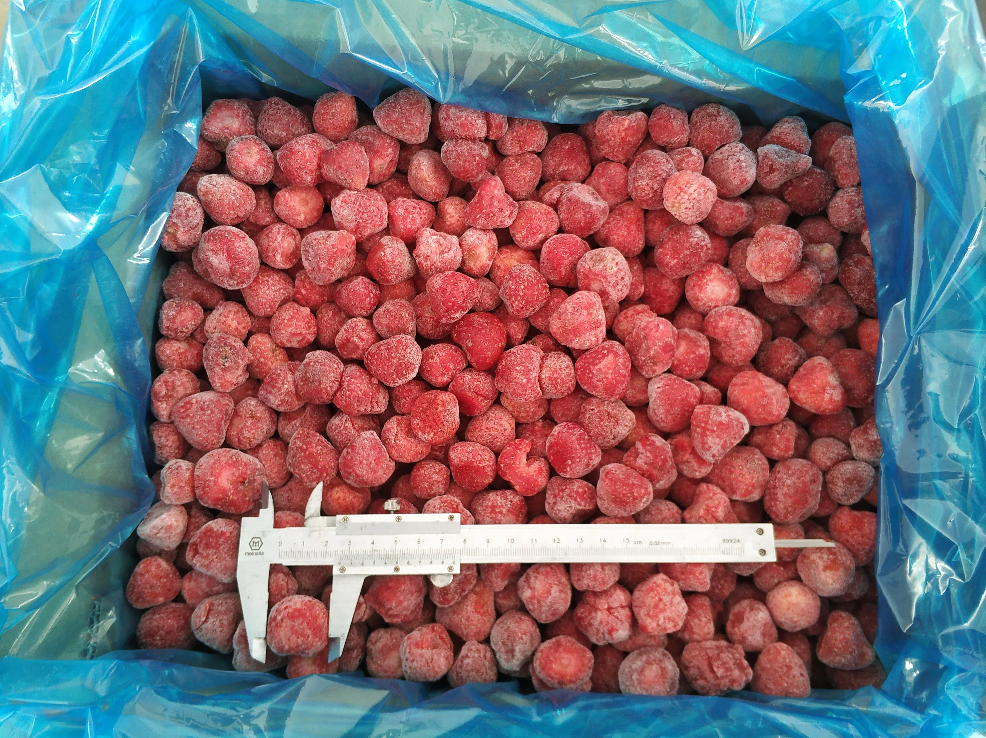 Замороженная свежая клубника IQF замороженная сладкая фрукты