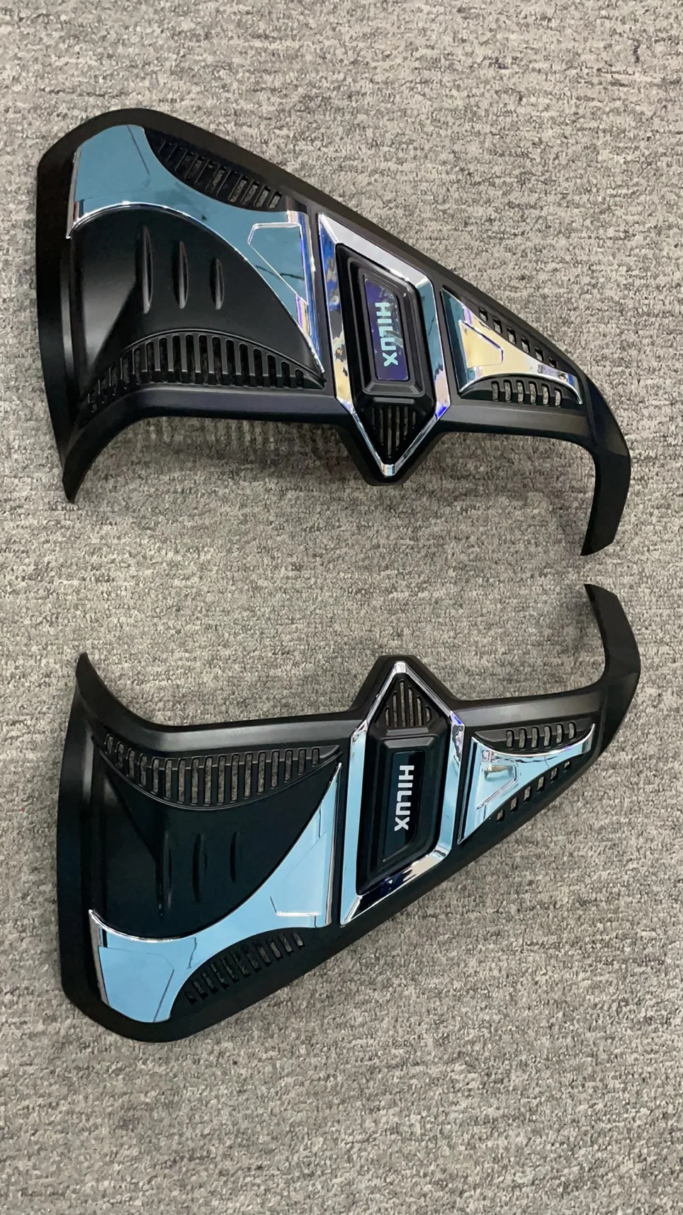 Hot Sale Black Tail Light Cover half Used For 2023 Toyota HIlux Revo