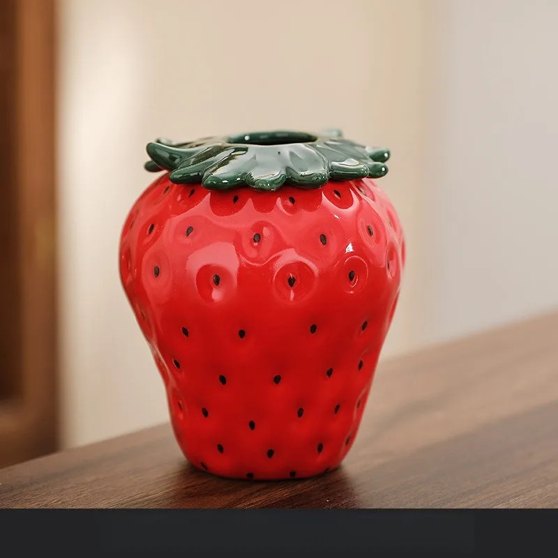 Strawberry ceramic vase flower pot living room home decor small vase advanced sense of ins wind high appearance level