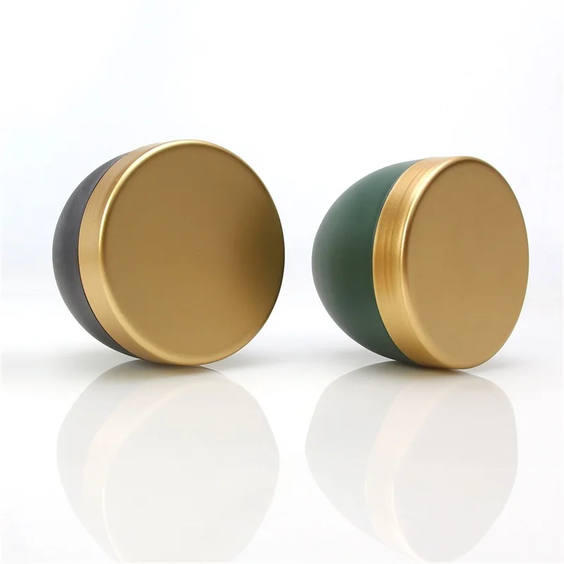 2022 Hot Sale 8 Oz 250 Ml Frosted Fancy Oval Shape Pp Plastic Facial Jar With Gold Lid