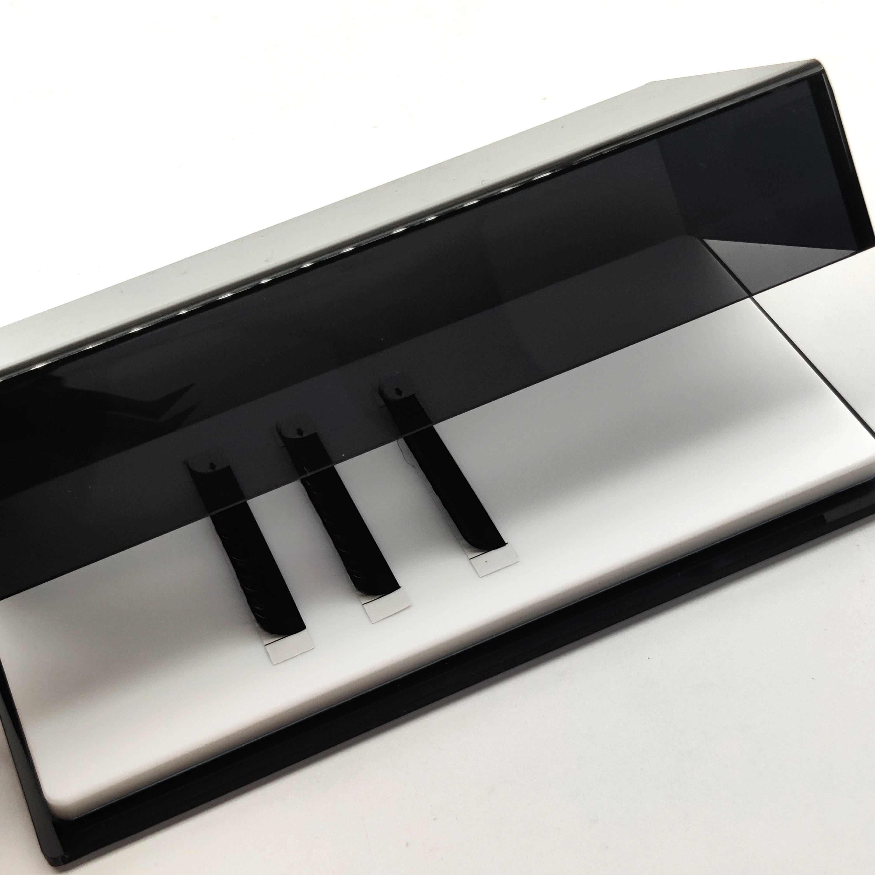 Wholesale Custom Logo Mul-color Lash Acrylic Pallet Eyelash Glue Palette New Eyelash Holder Storage Box With Cover