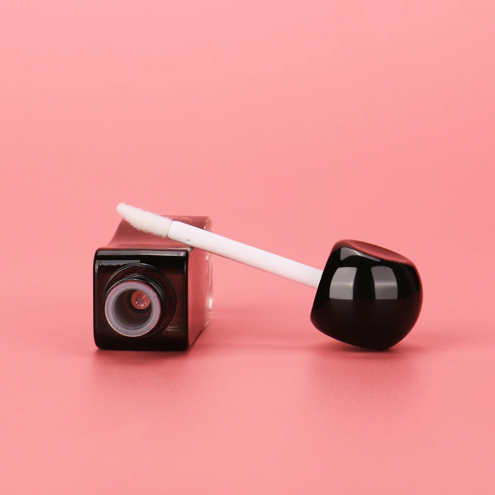 OMI Recyclable Clear Lipgloss Tubes 5ml Capacity Empty Cosmetic Containers with Brush Special Plastic Candy Shape Lipstick Tubes