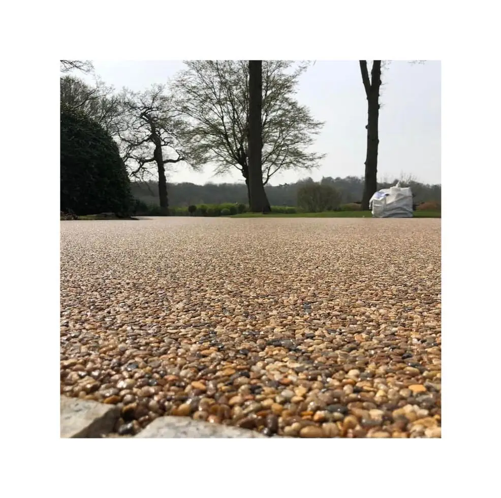 Pour on gravel binder 1:2 polyurethane glue for permeable gravel driveway quick dry strong bonding bound resin hot sale in UK