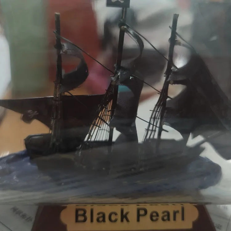 Black Pearl Ship Bottle Boat Vintage Home Office Accessories Decoration Glass Drifting Bottle Craft Glassware